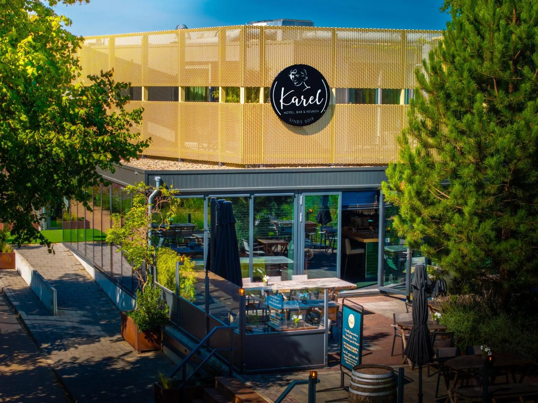 Property building in Boutique Hotel Karel de Stoute