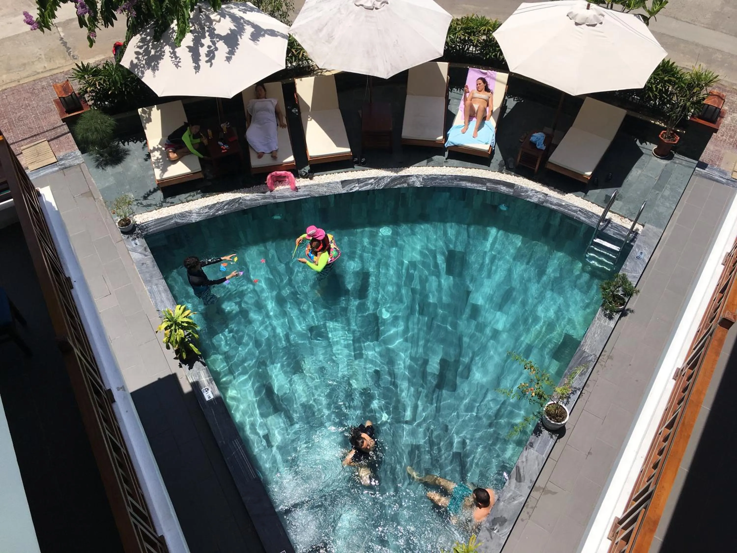 Threeway Riverside Villa