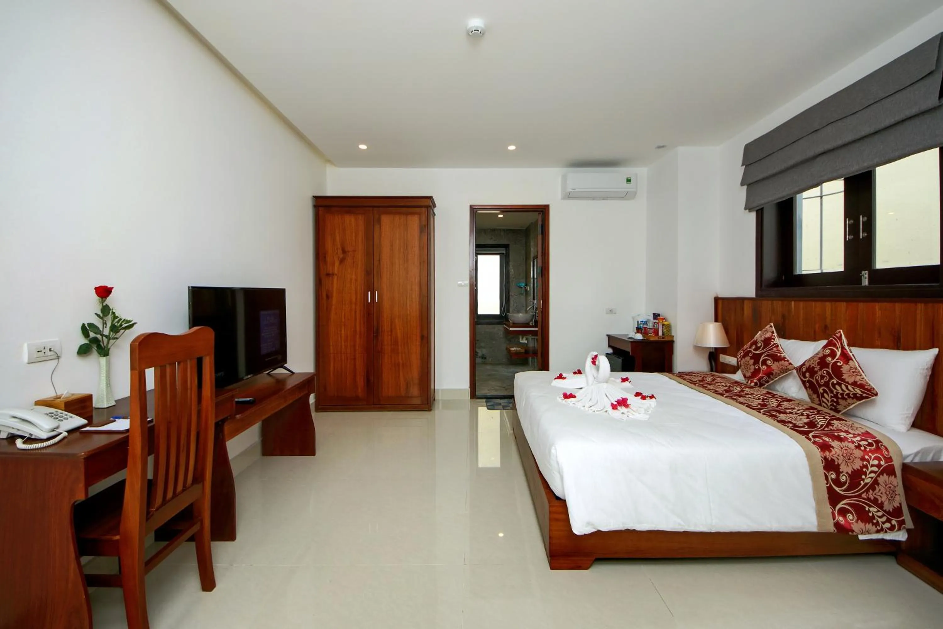 Quiet street view, Bed in Threeway Riverside Villa