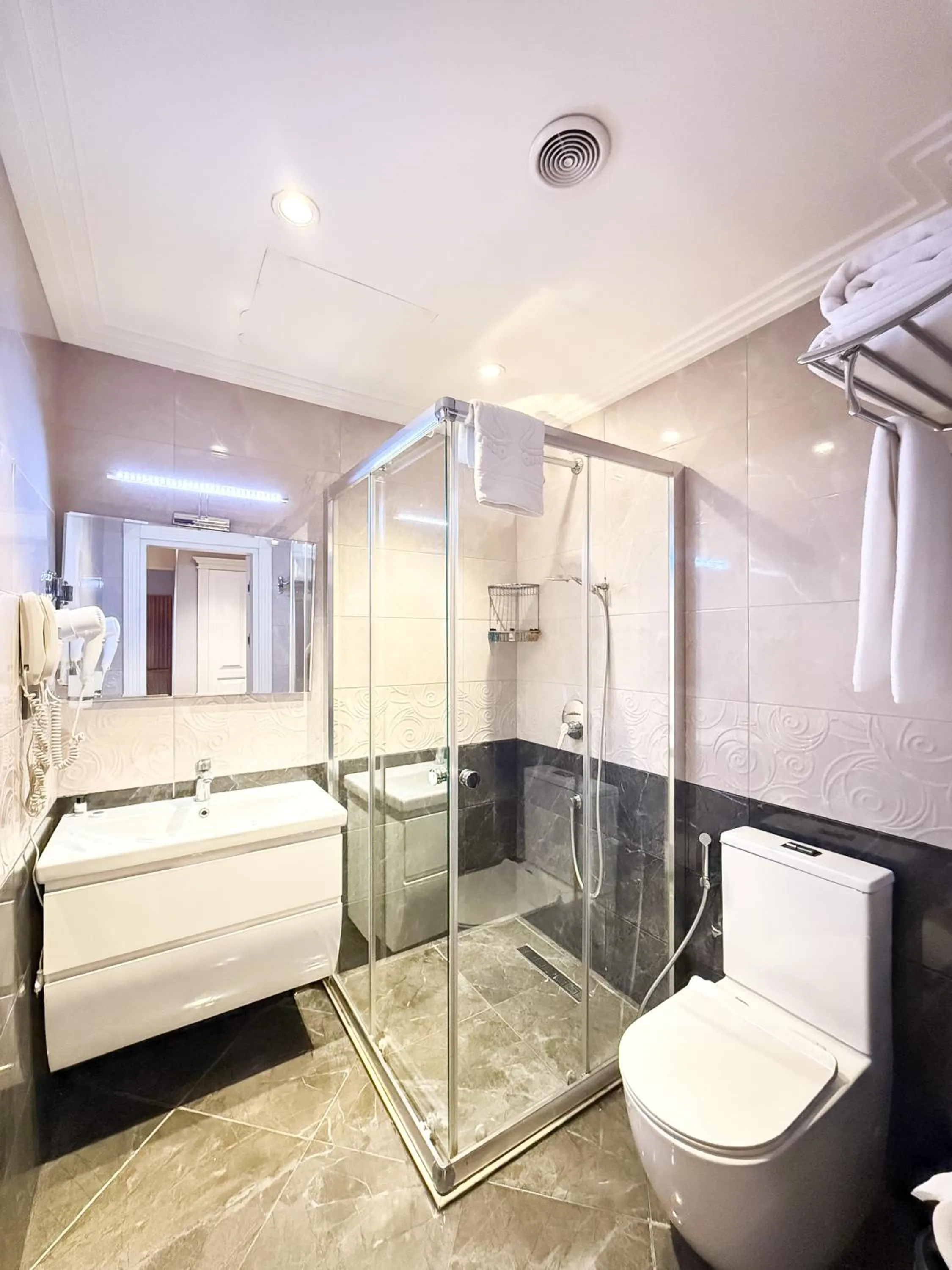 Bed in Theatrum Hotel Baku