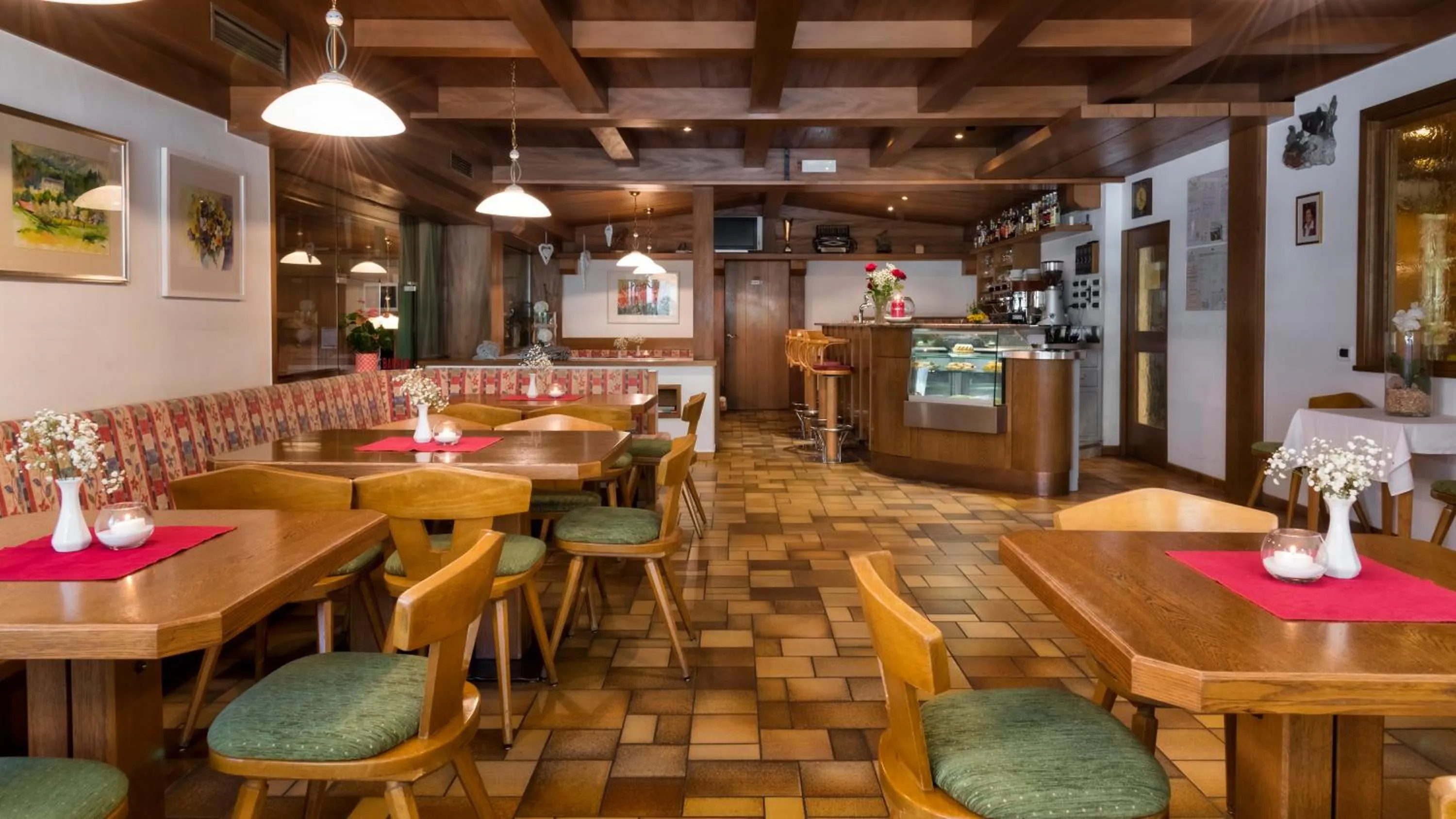 Lounge or bar in Hotel Elisabeth