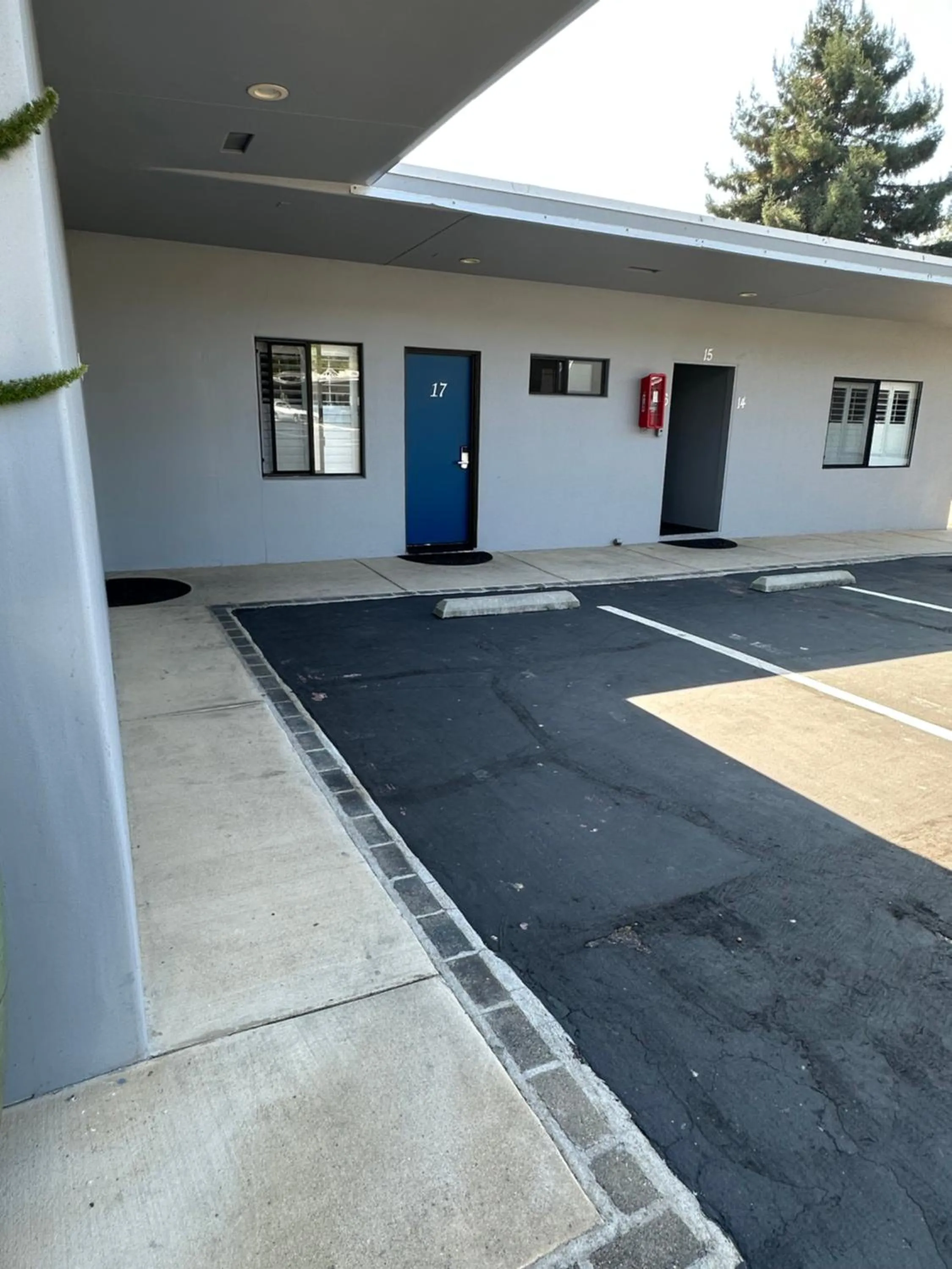 Property building in Cambria Palms Motel