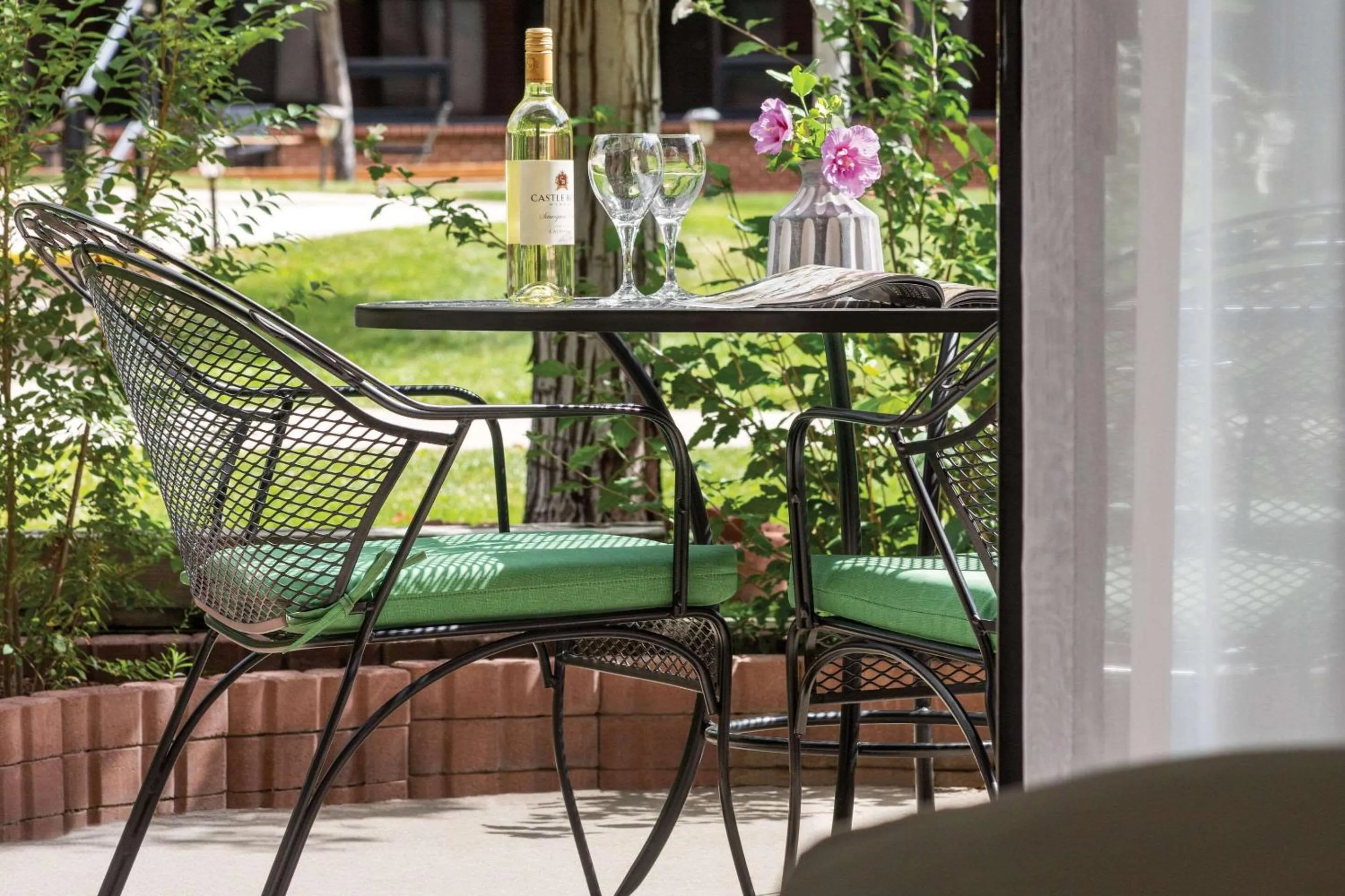 Bedroom in Radisson Hotel Colorado Springs Airport