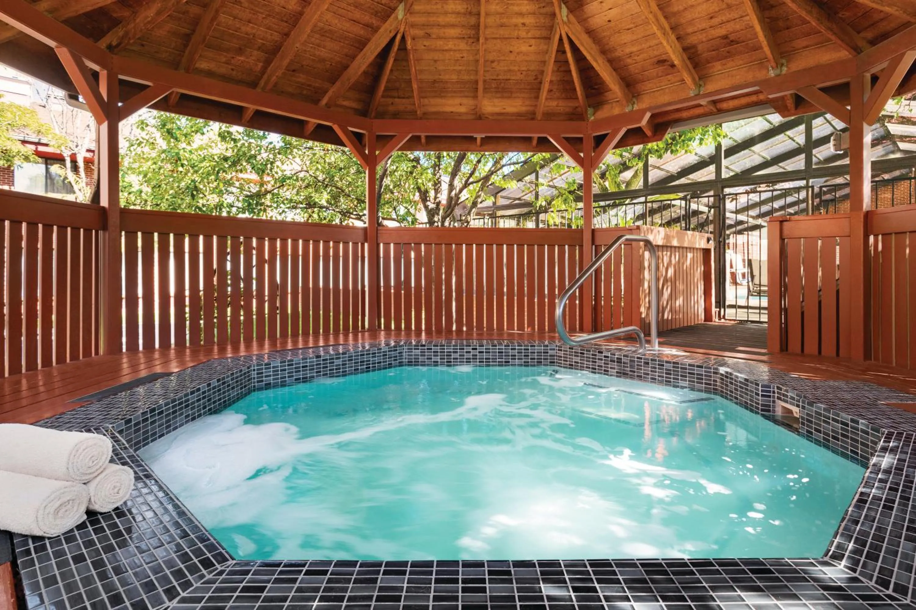 Hot Tub in Radisson Hotel Colorado Springs Airport