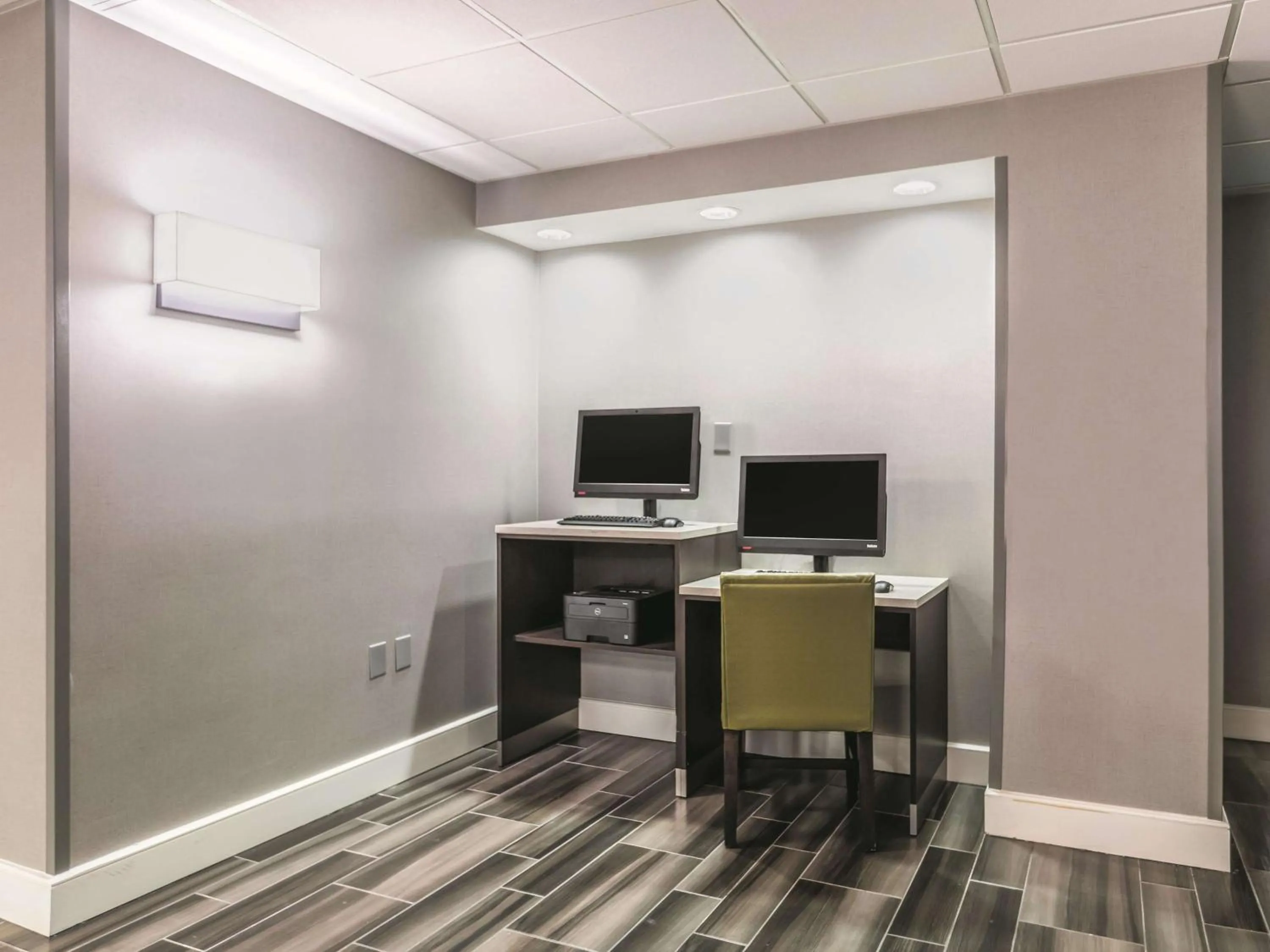 On site in La Quinta by Wyndham Dallas Plano West