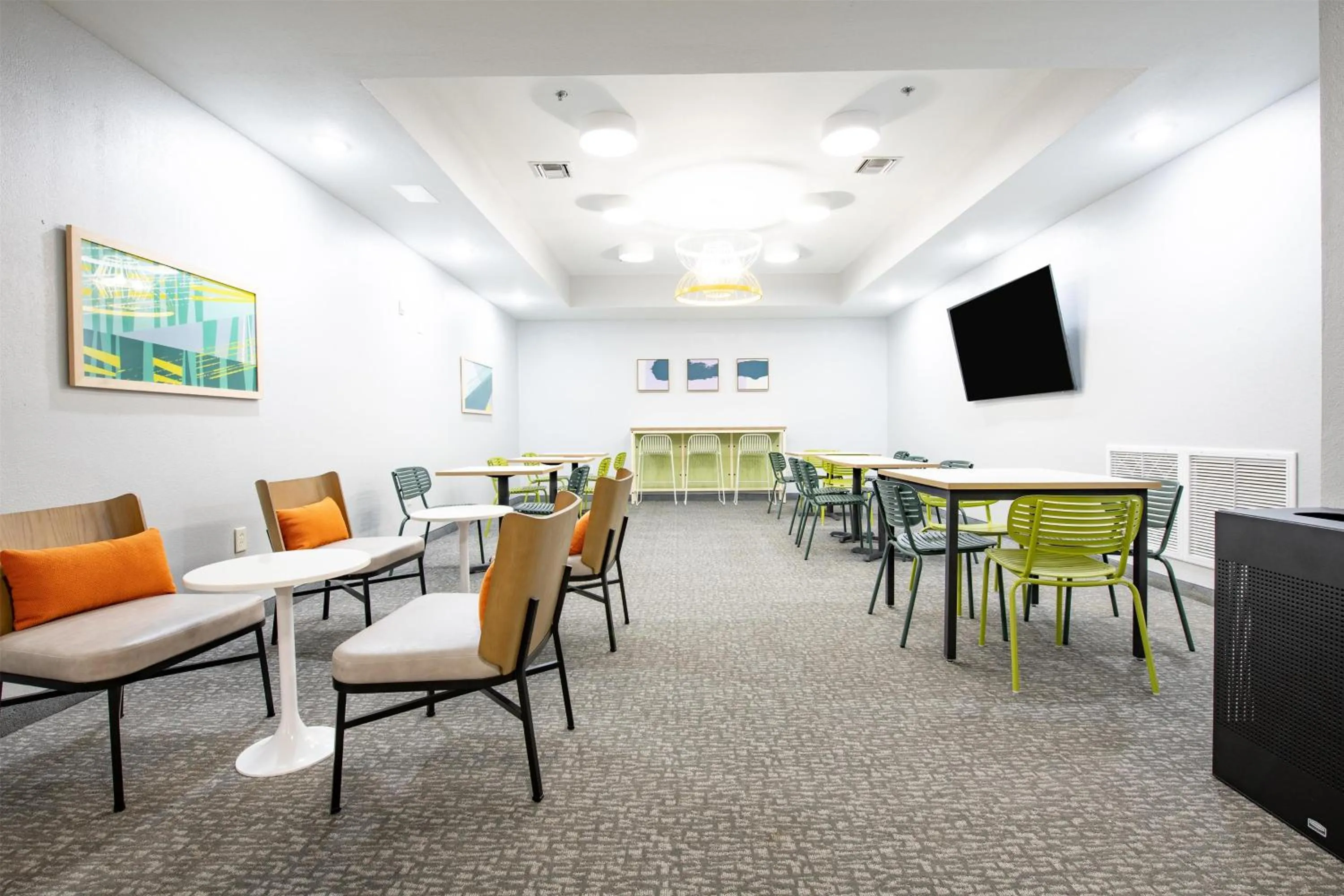 Lobby or reception in Spark By Hilton Lafayette South