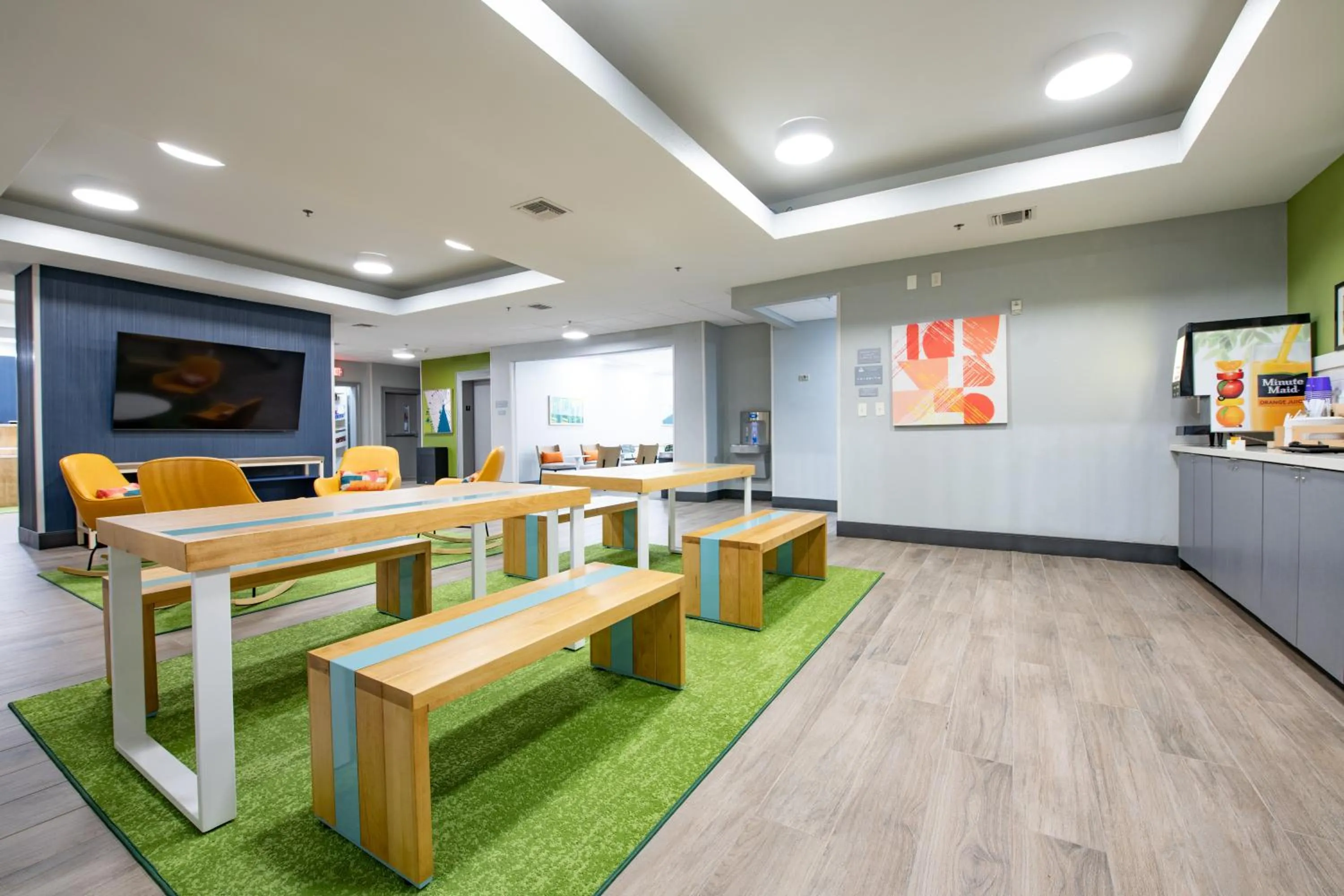 Lobby or reception in Spark By Hilton Lafayette South