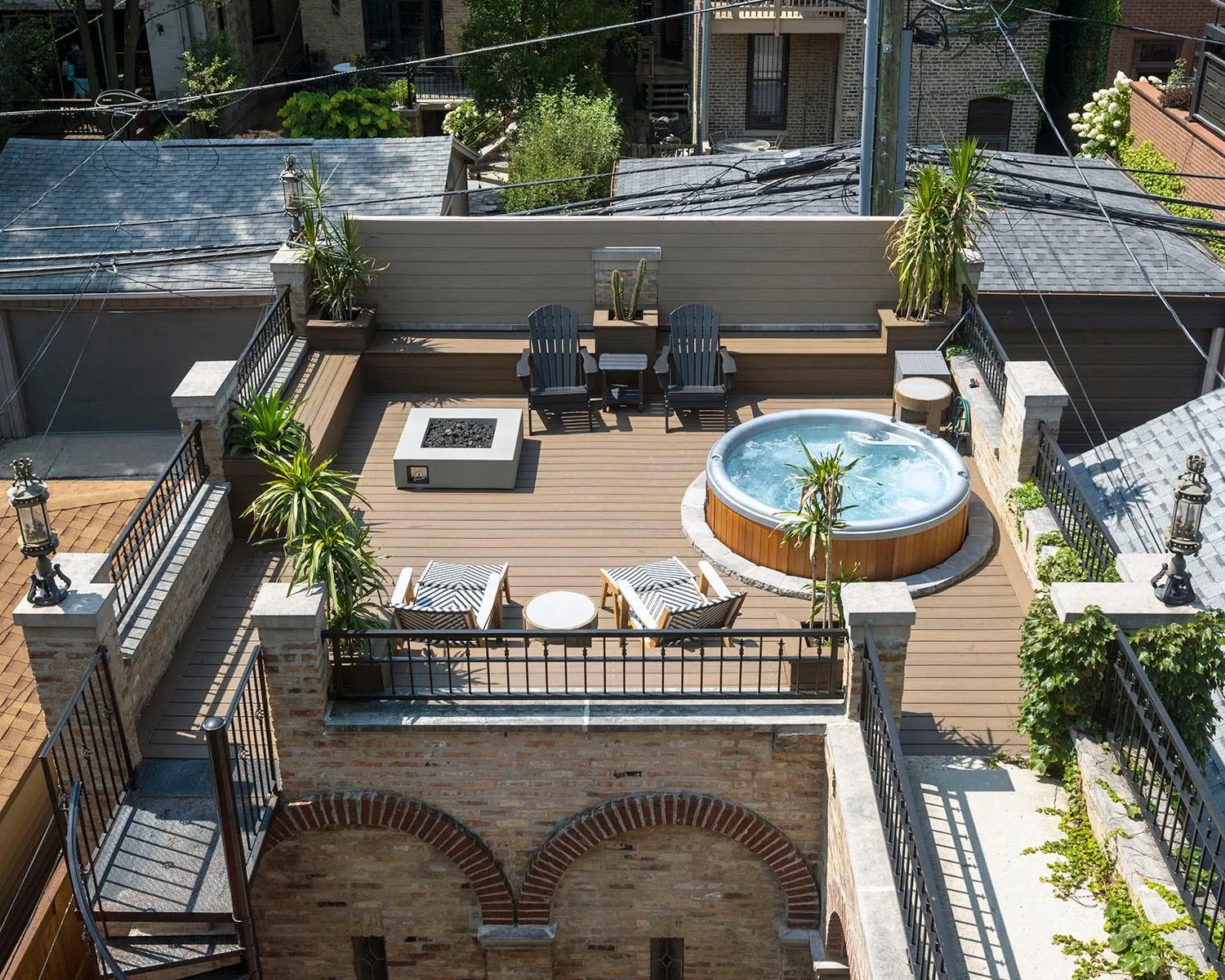 Hot Tub in Villa D' Citta