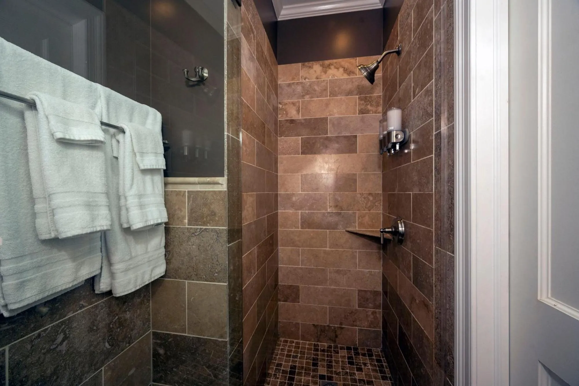 Shower in Villa D' Citta