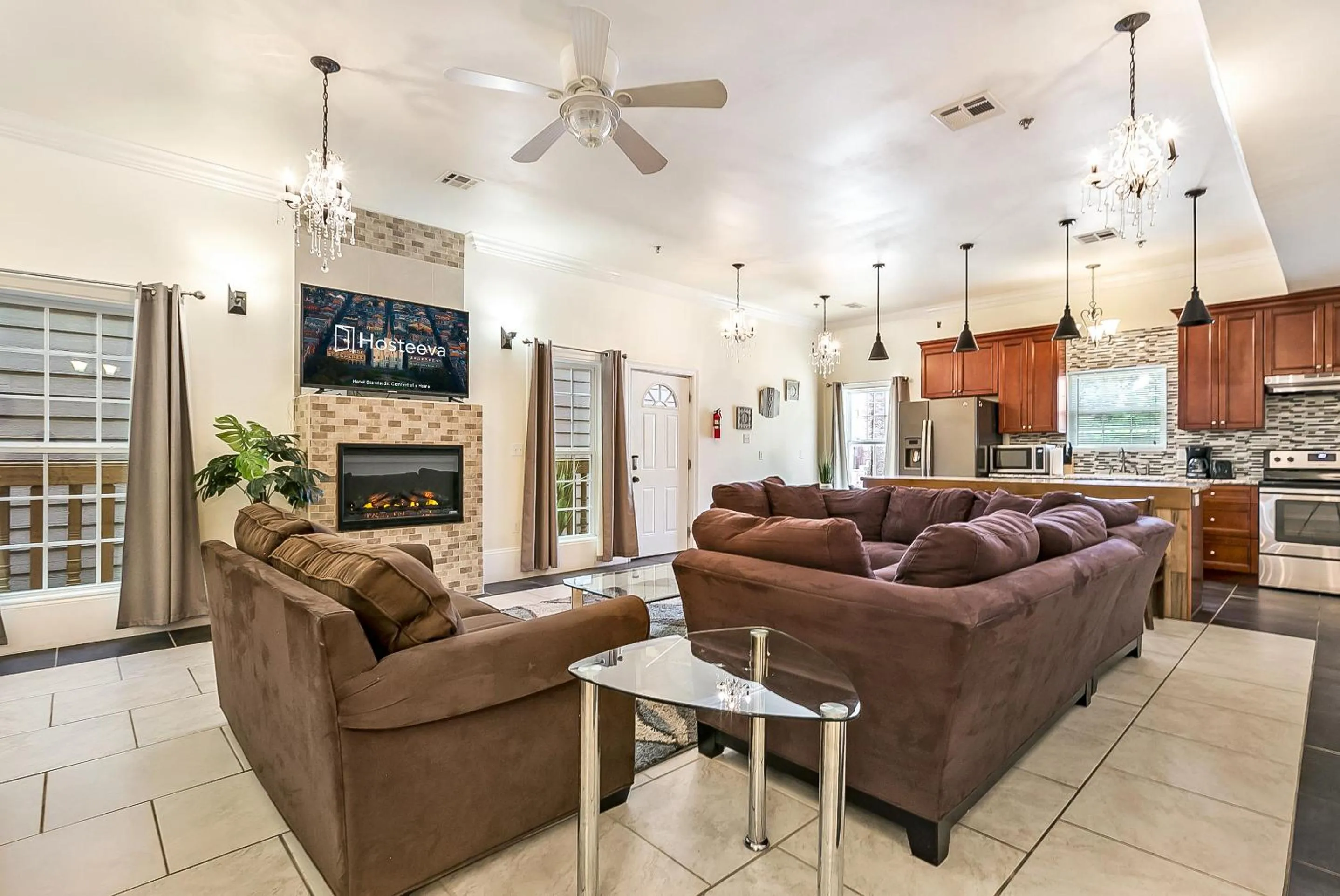 Living room in Spacious 4BR City Condo steps from St Charles Ave