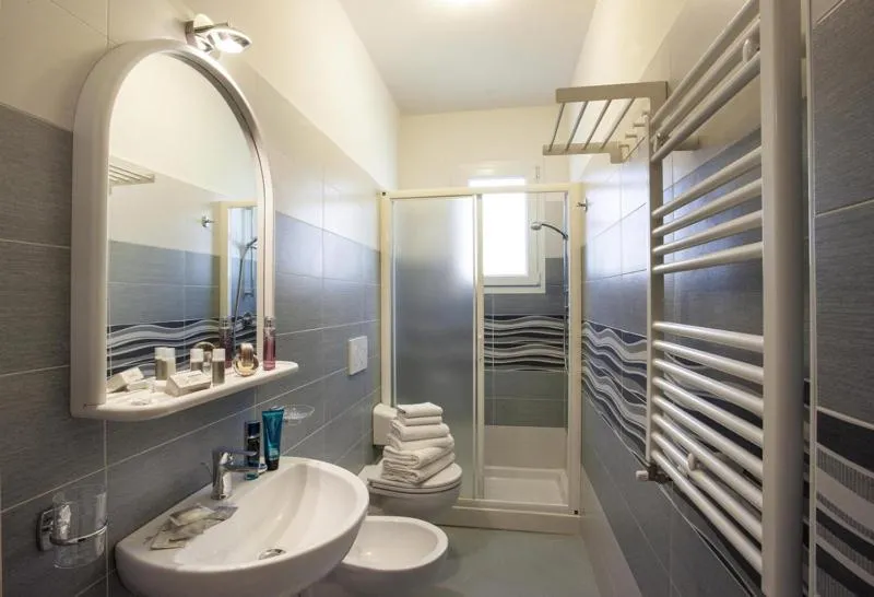 Shower in Villa Marcolini