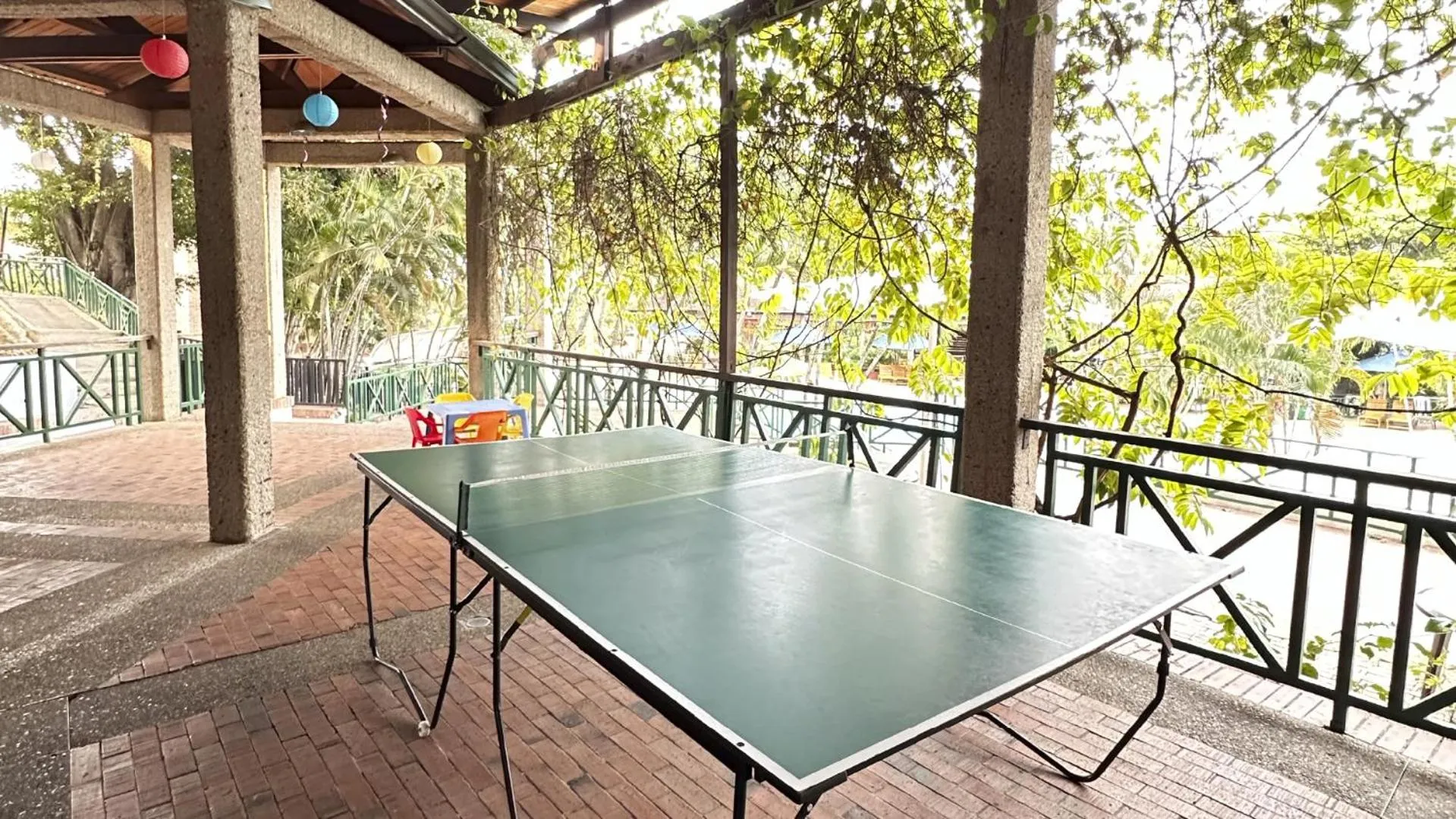 Table tennis in Hotel Girardot Resort by On Vacation