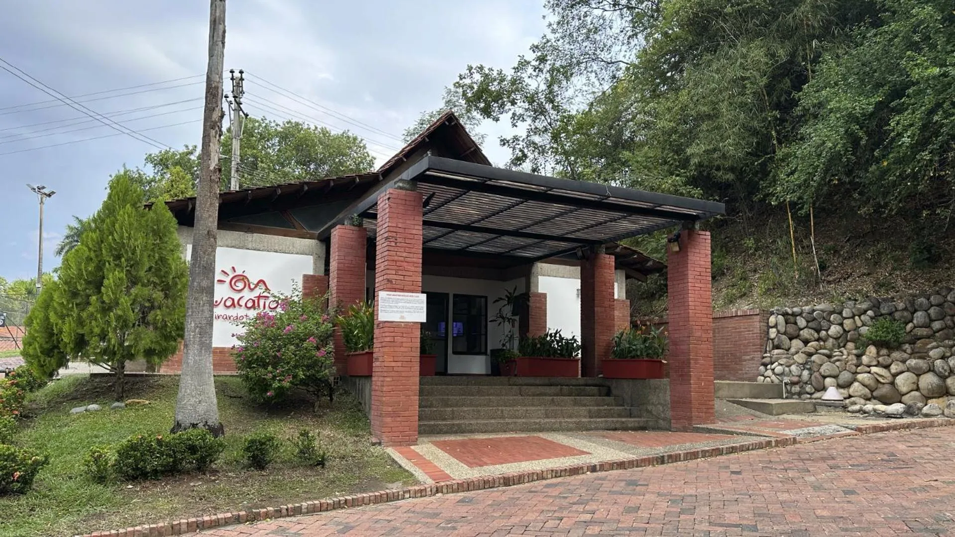 Property building in Hotel Girardot Resort by On Vacation