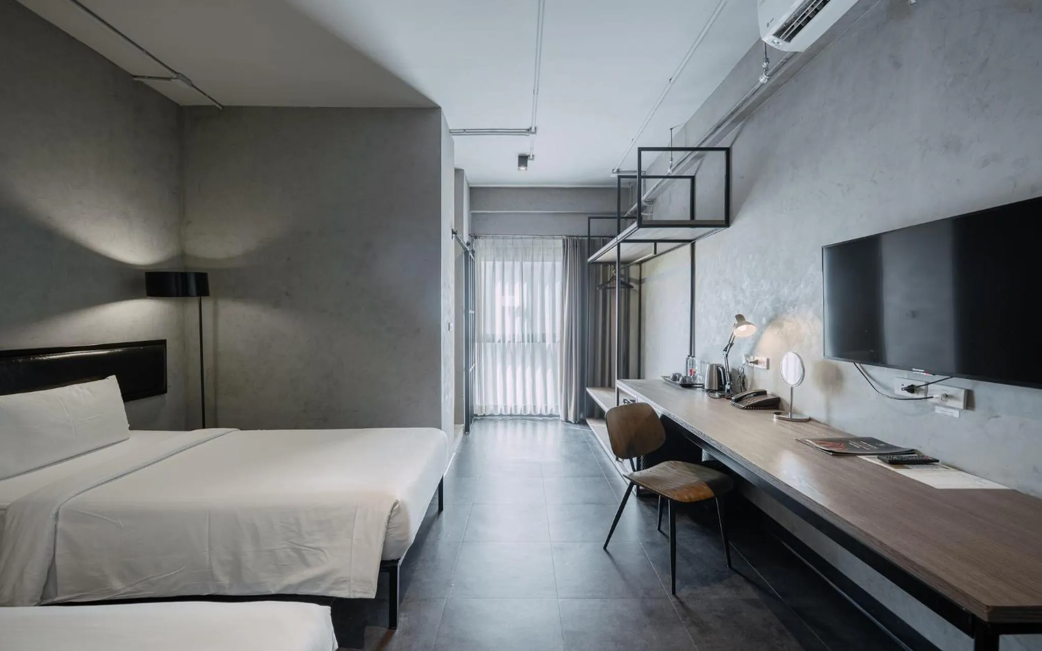 Bedroom, Bed in Palette The Ex Capital Hotel Bangkok