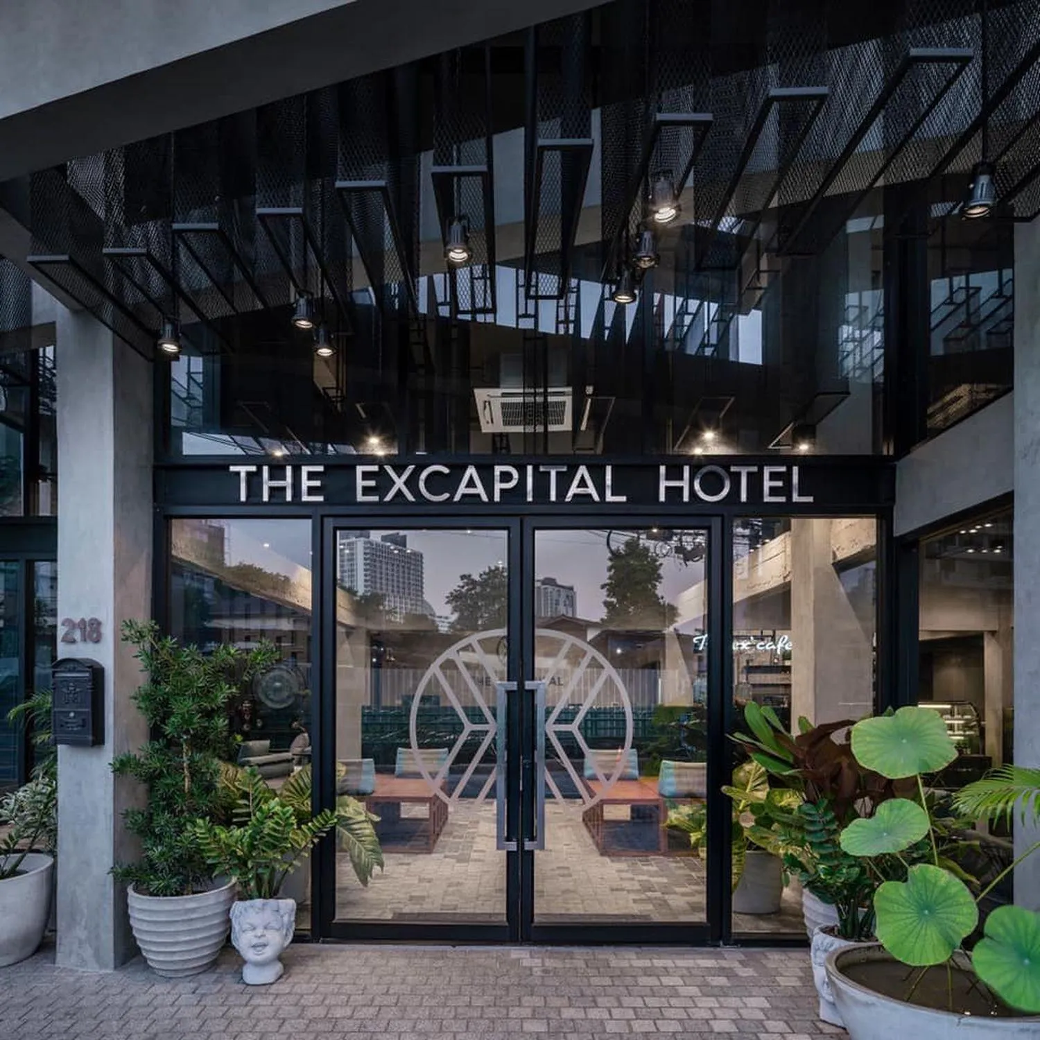 Facade/entrance in Palette The Ex Capital Hotel Bangkok
