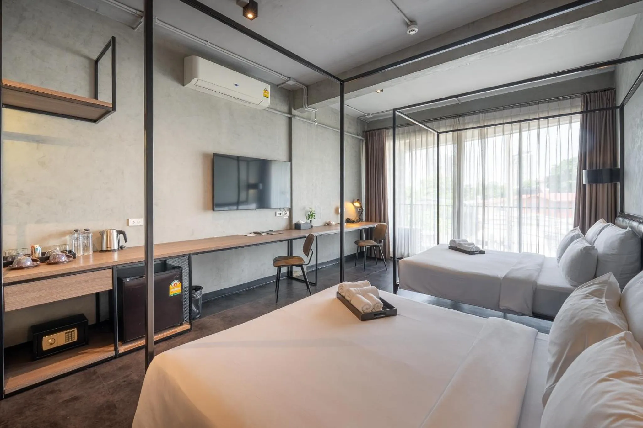 Bedroom, Bed in Palette The Ex Capital Hotel Bangkok