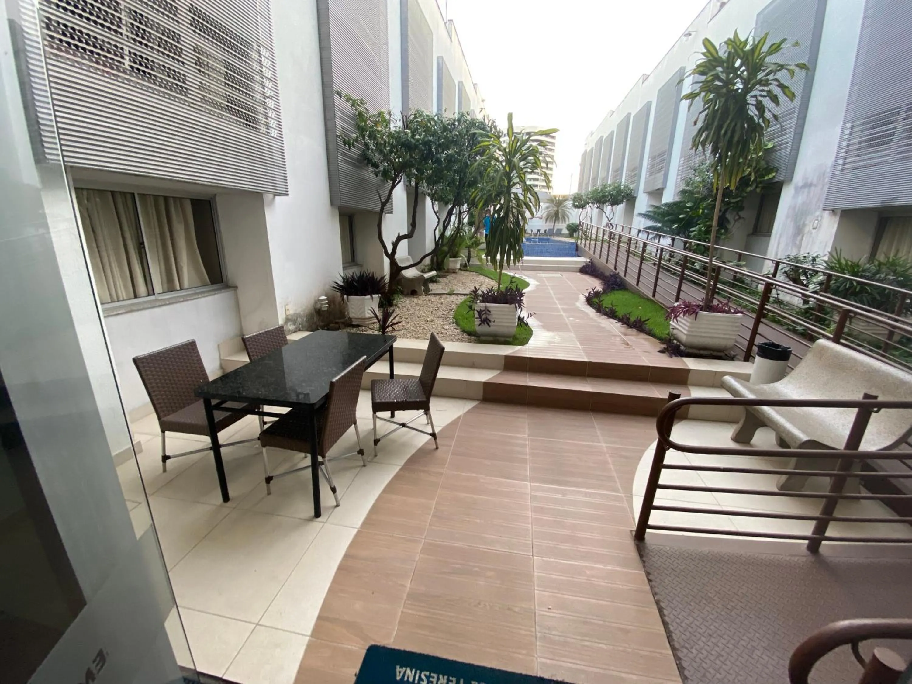 Swimming pool in Arrey Fórmula Hotel - Teresina