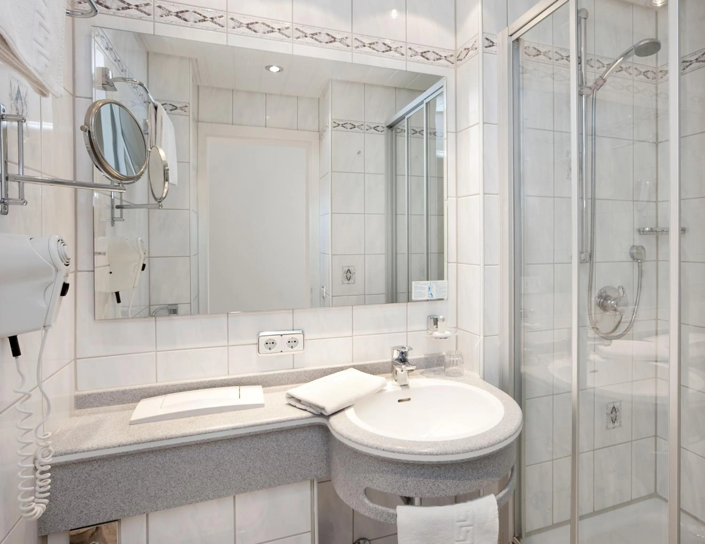 Bathroom in Hotel garni Kappeler-Haus