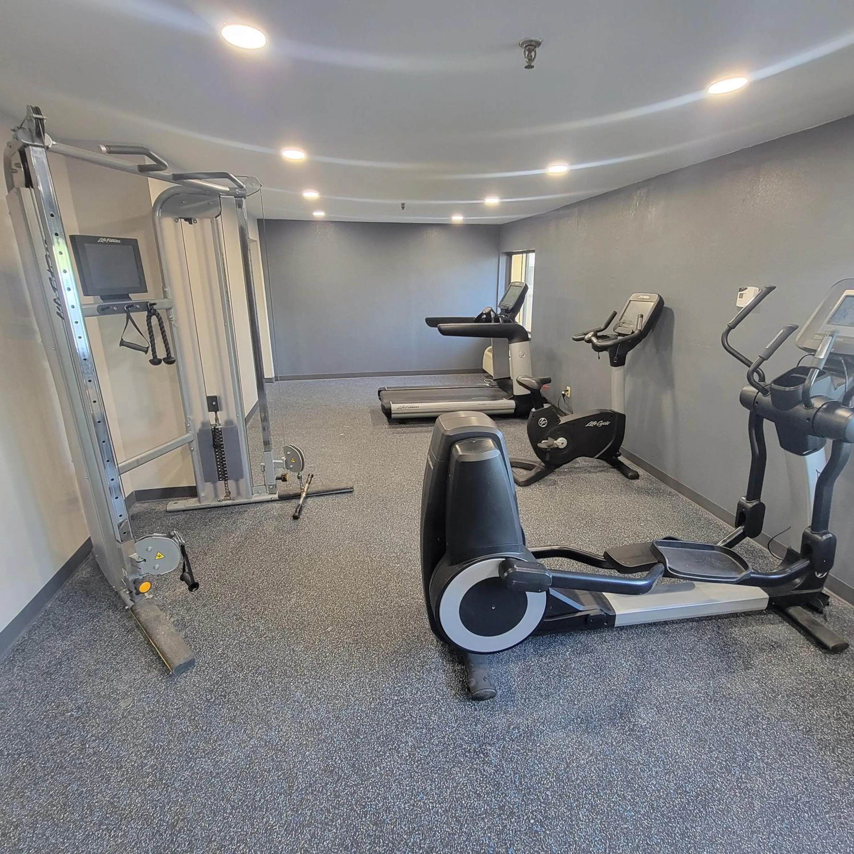 Fitness centre/facilities in Days Inn by Wyndham Pleasant Prairie Kenosha