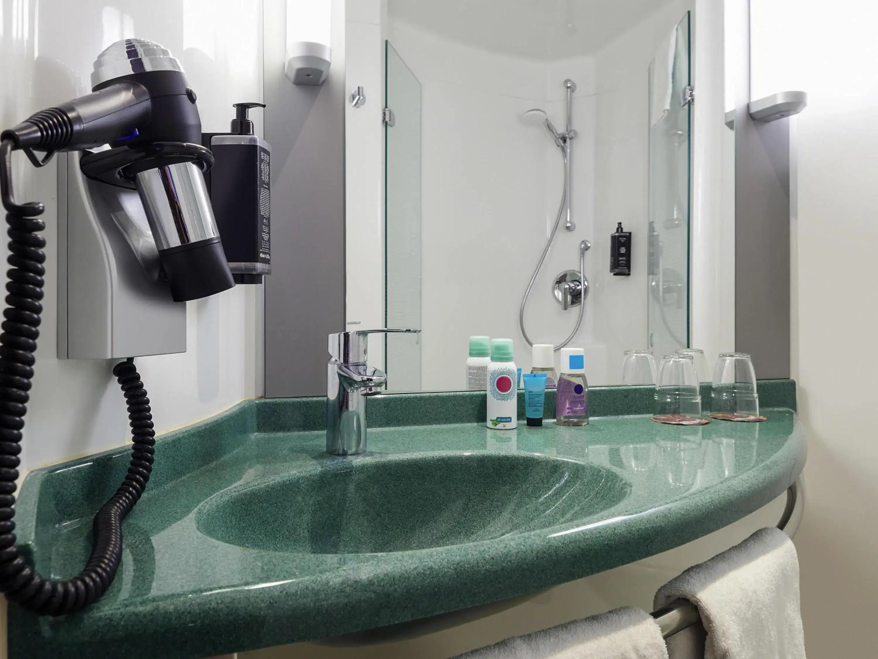 Twin Room - single occupancy in ibis Hotel Würzburg City Twin Room - single occupancy in ibis Hotel Würzburg City