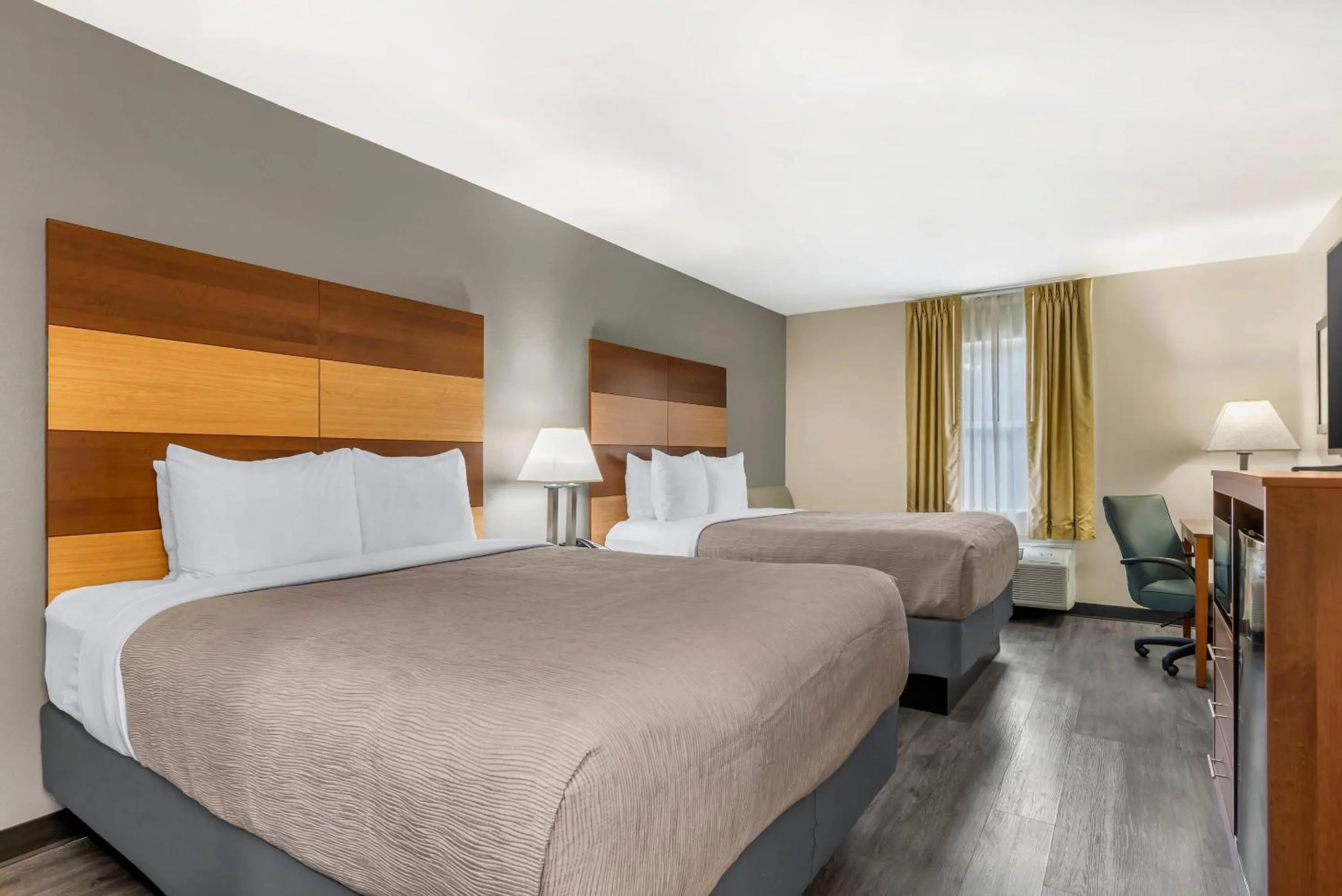 Bedroom, Bed in Quality Inn Loganville US Highway 78