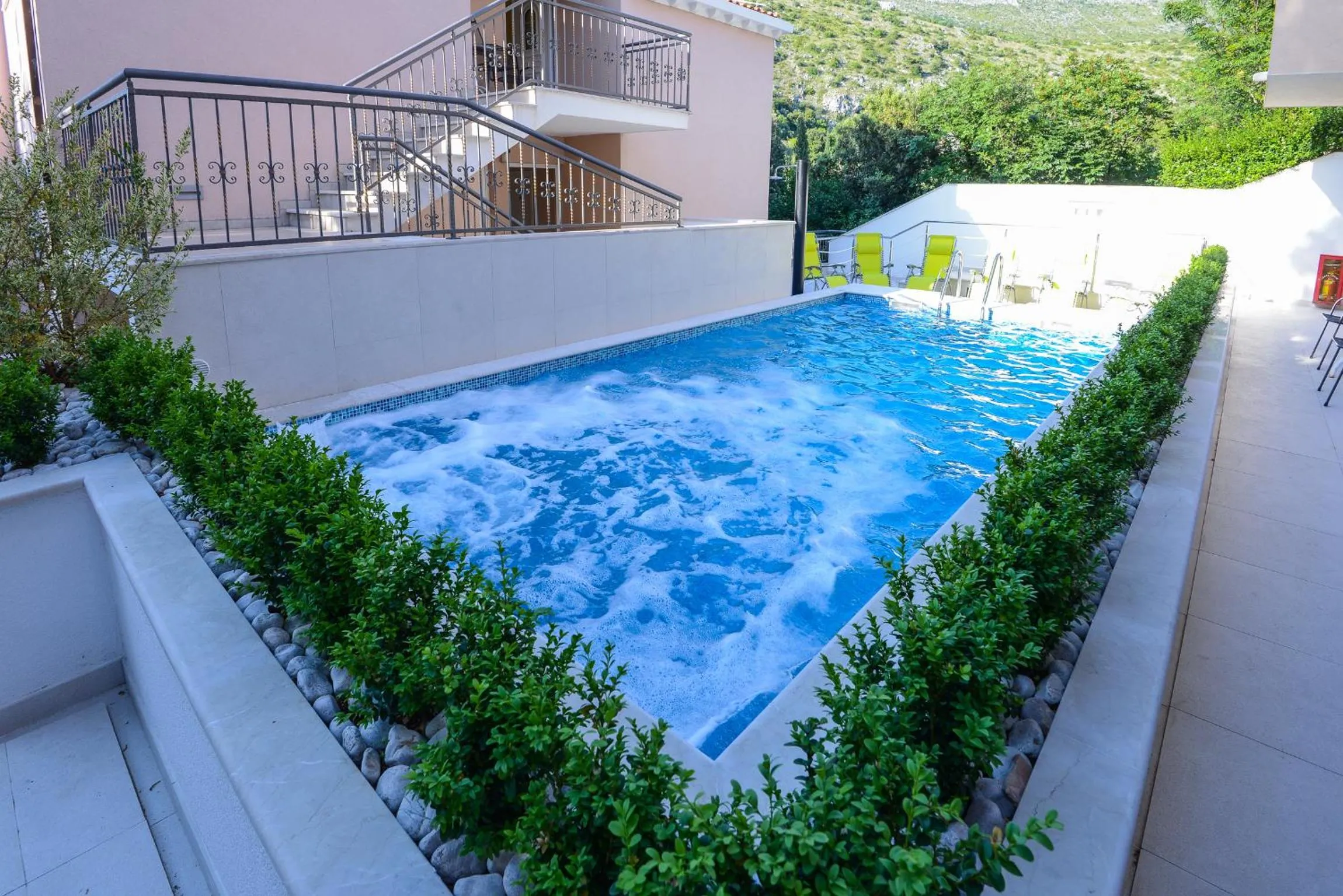 Swimming pool in Villa Lanterna
