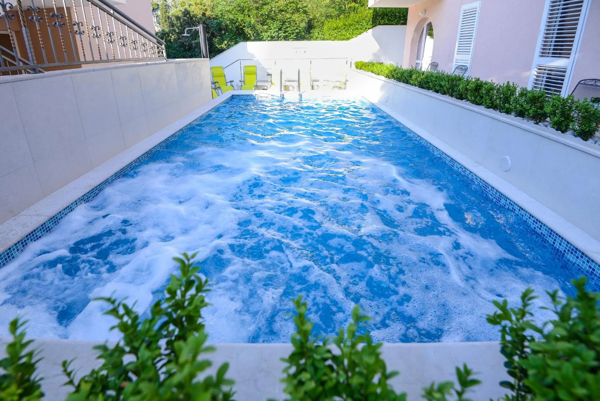 Swimming pool in Villa Lanterna
