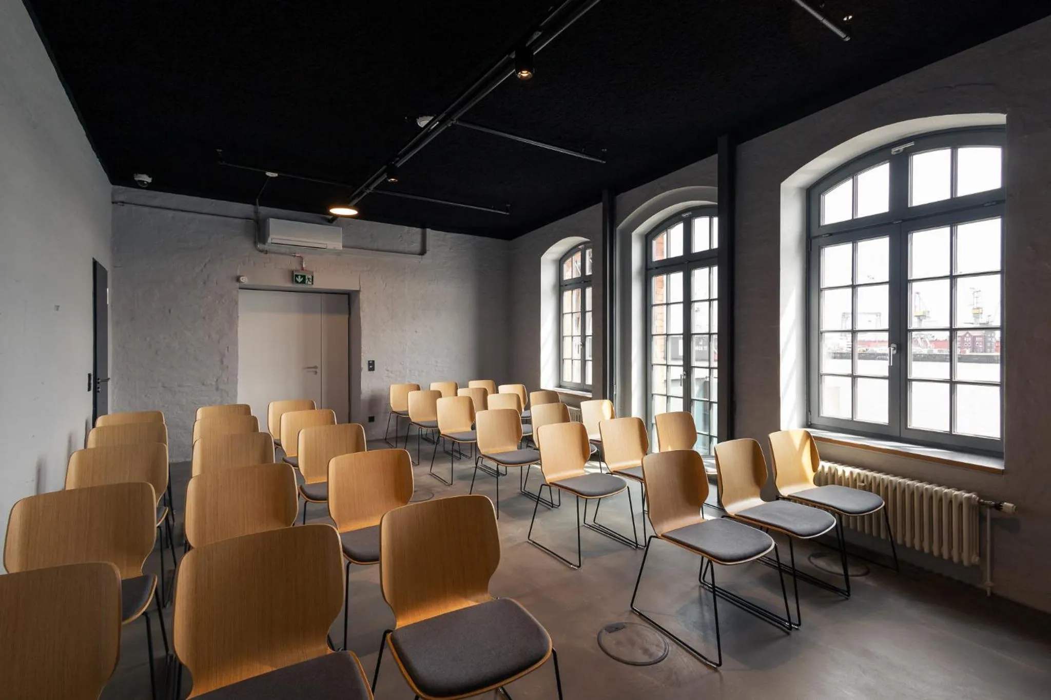 Meeting/conference room in GINN Hotel Hamburg Elbspeicher