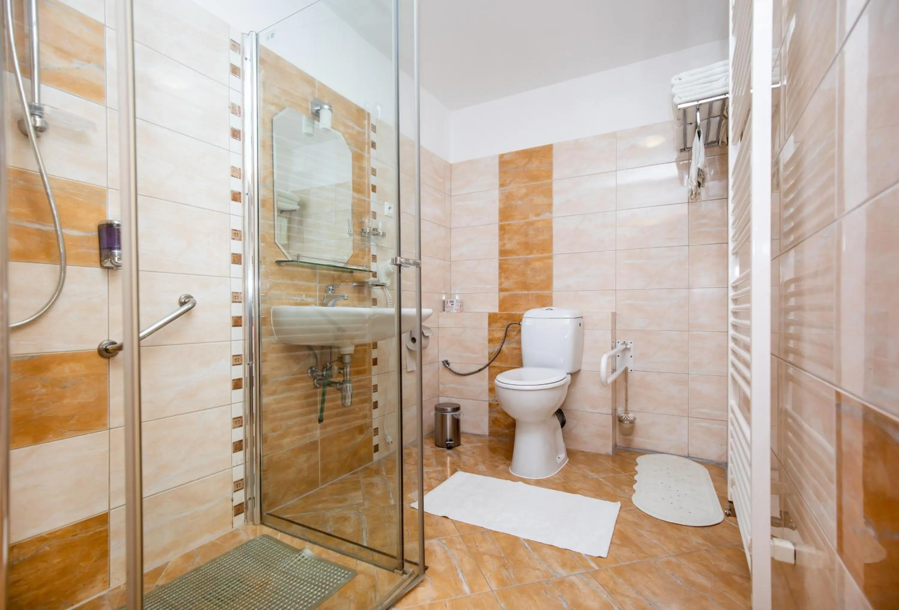 Bathroom in Hotel Boss