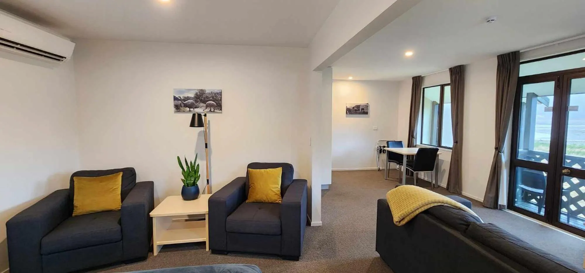 Living room in The Bealey Hotel