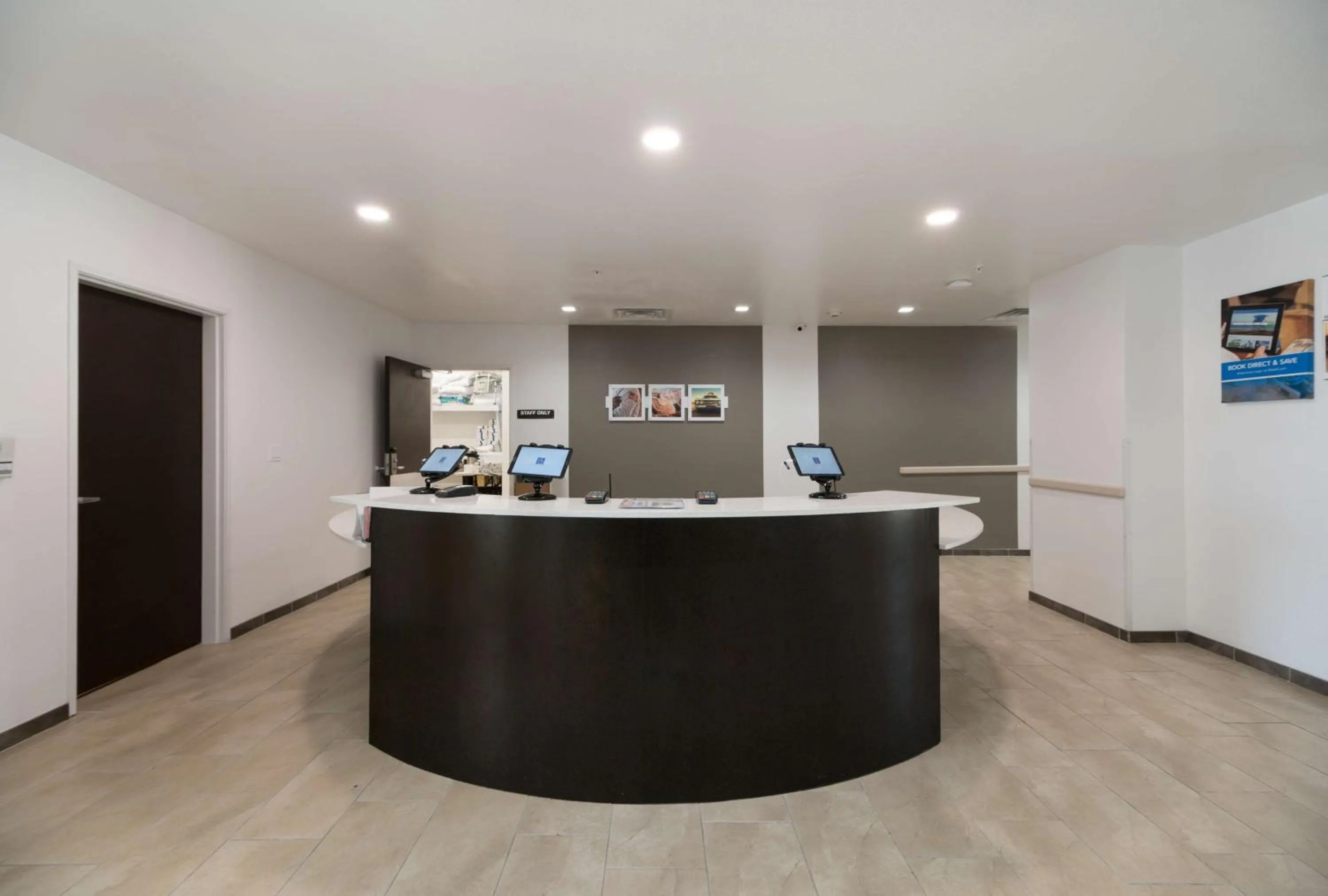 Lobby or reception in Studio 6-Corpus Christi, TX