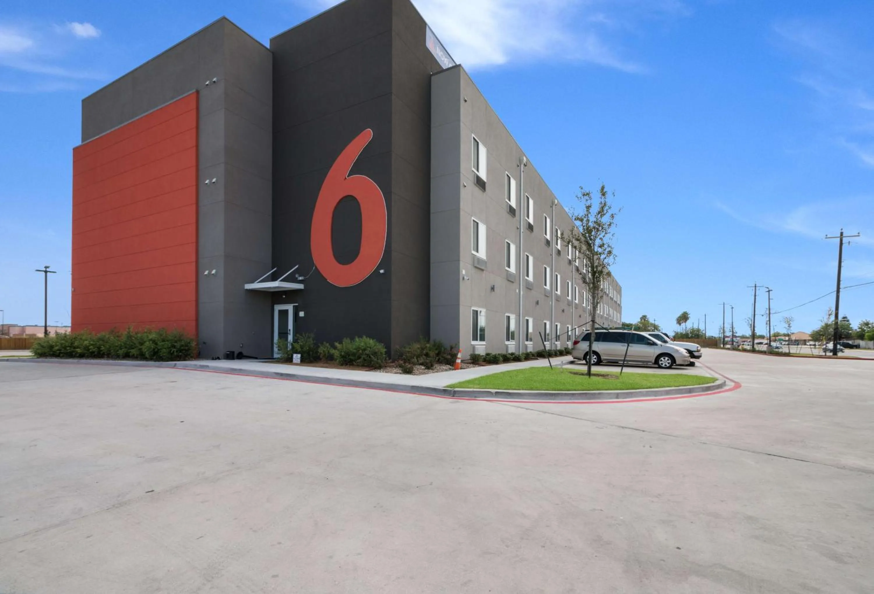 Property building in Studio 6-Corpus Christi, TX