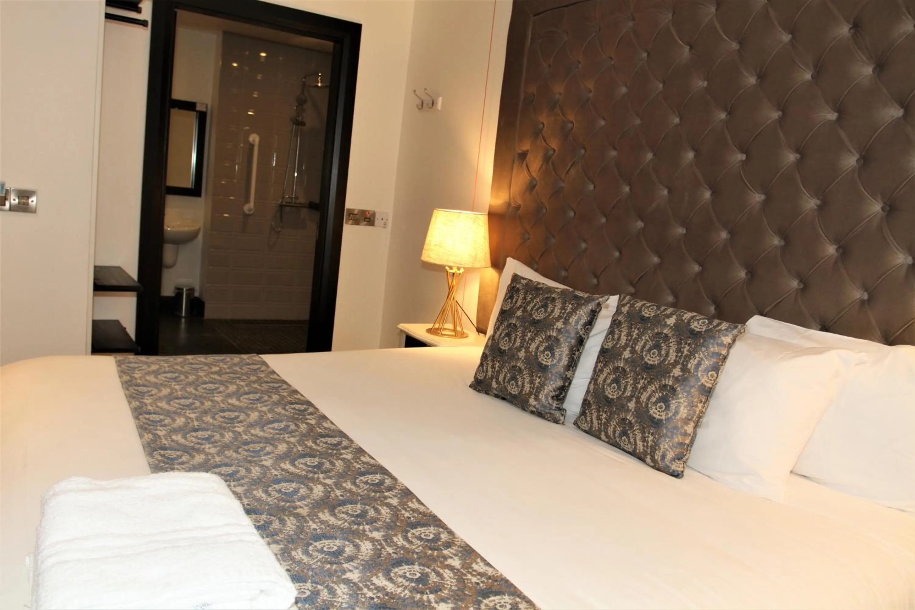 Bathroom, Bed in The Lane - Boutique Residence