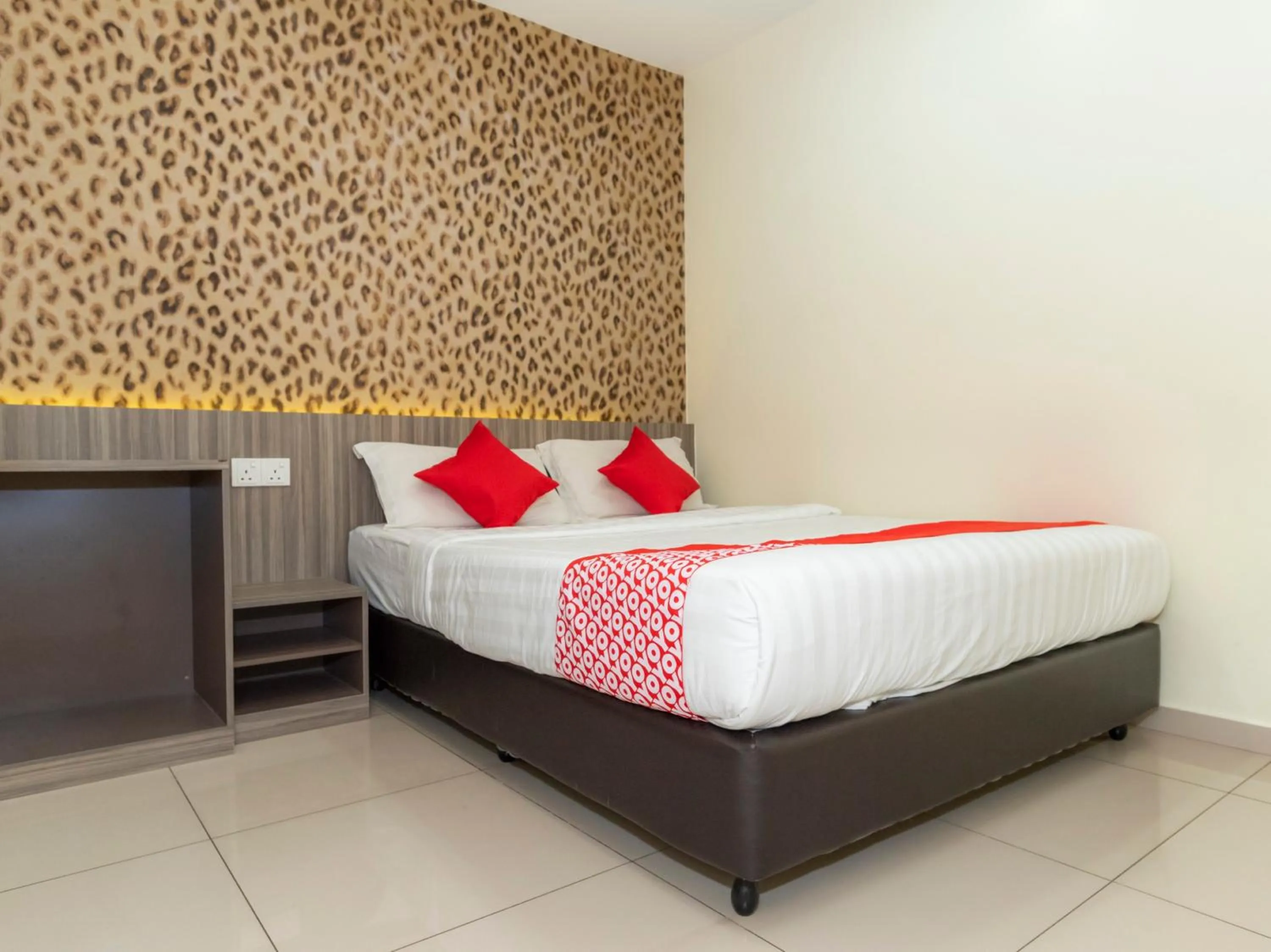 Bedroom, Bed in MK Paradise hotel