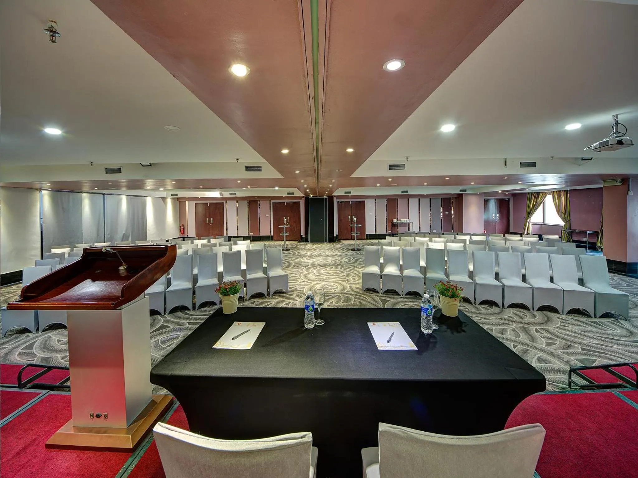 Banquet/Function facilities in Arenaa Star Hotel