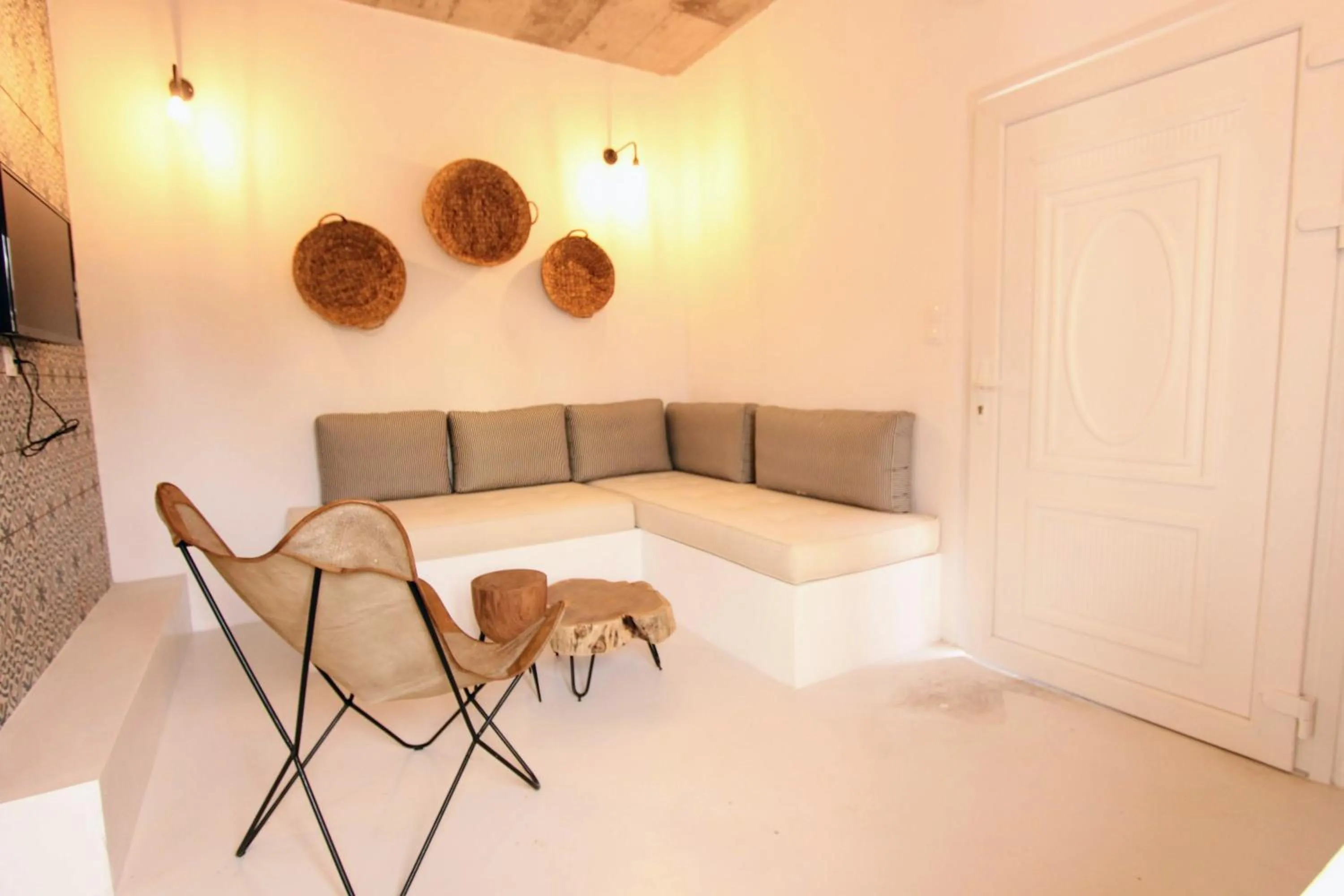 Living room, Bed in Mesanto Luxury Suites