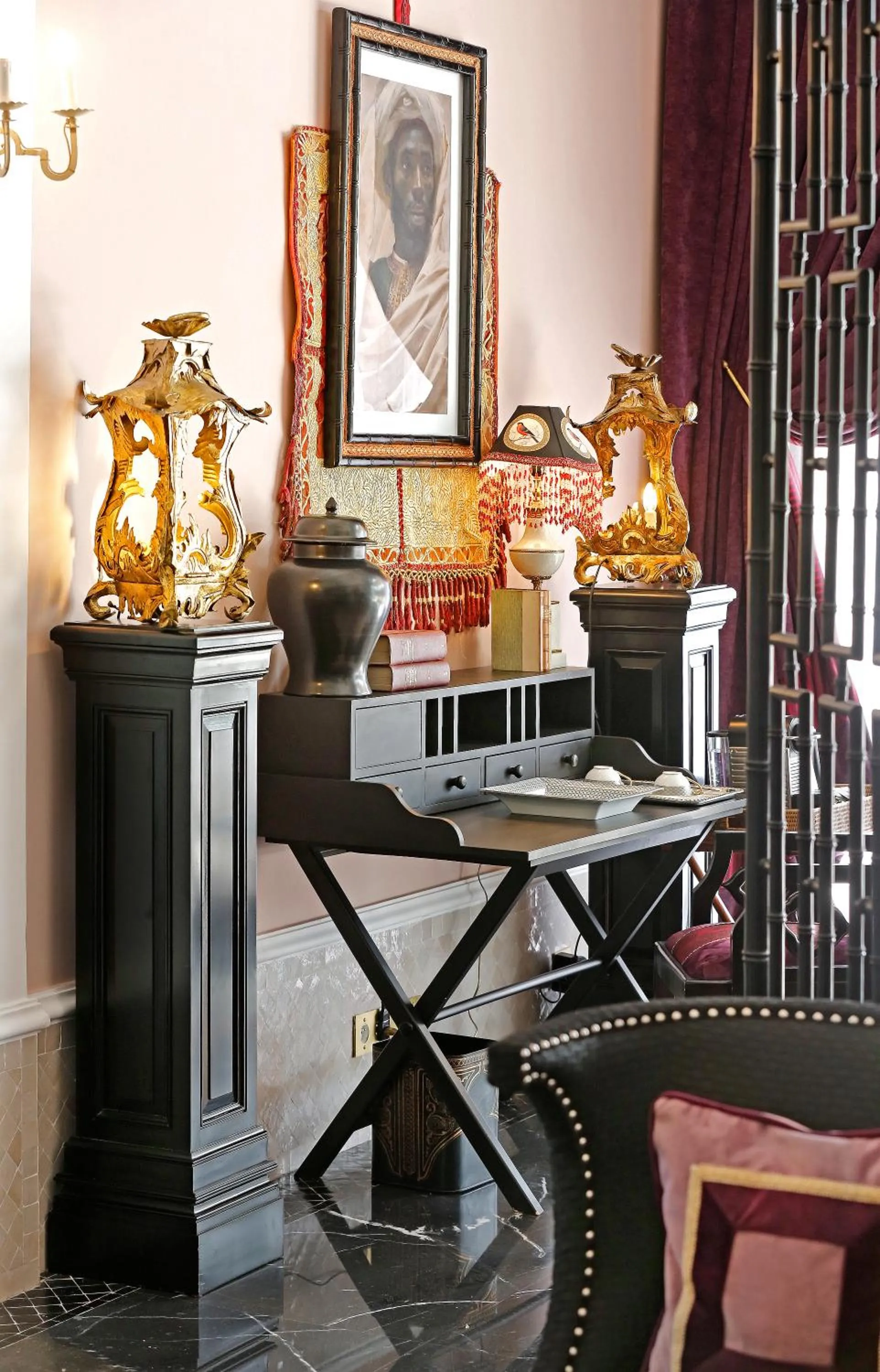 Decorative detail in Palais Ronsard Relais & Chateaux