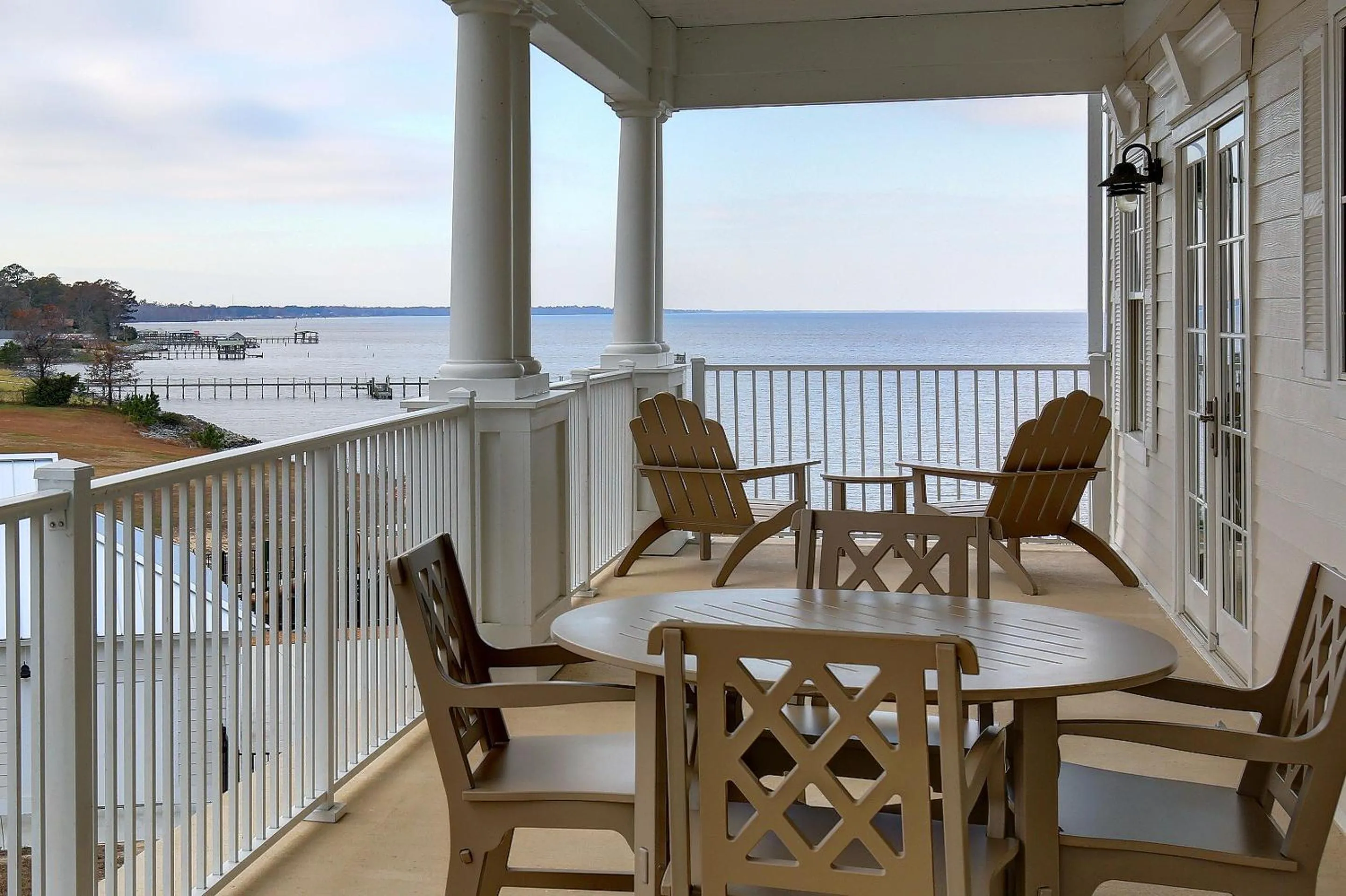 Balcony/Terrace in Waterside Resort