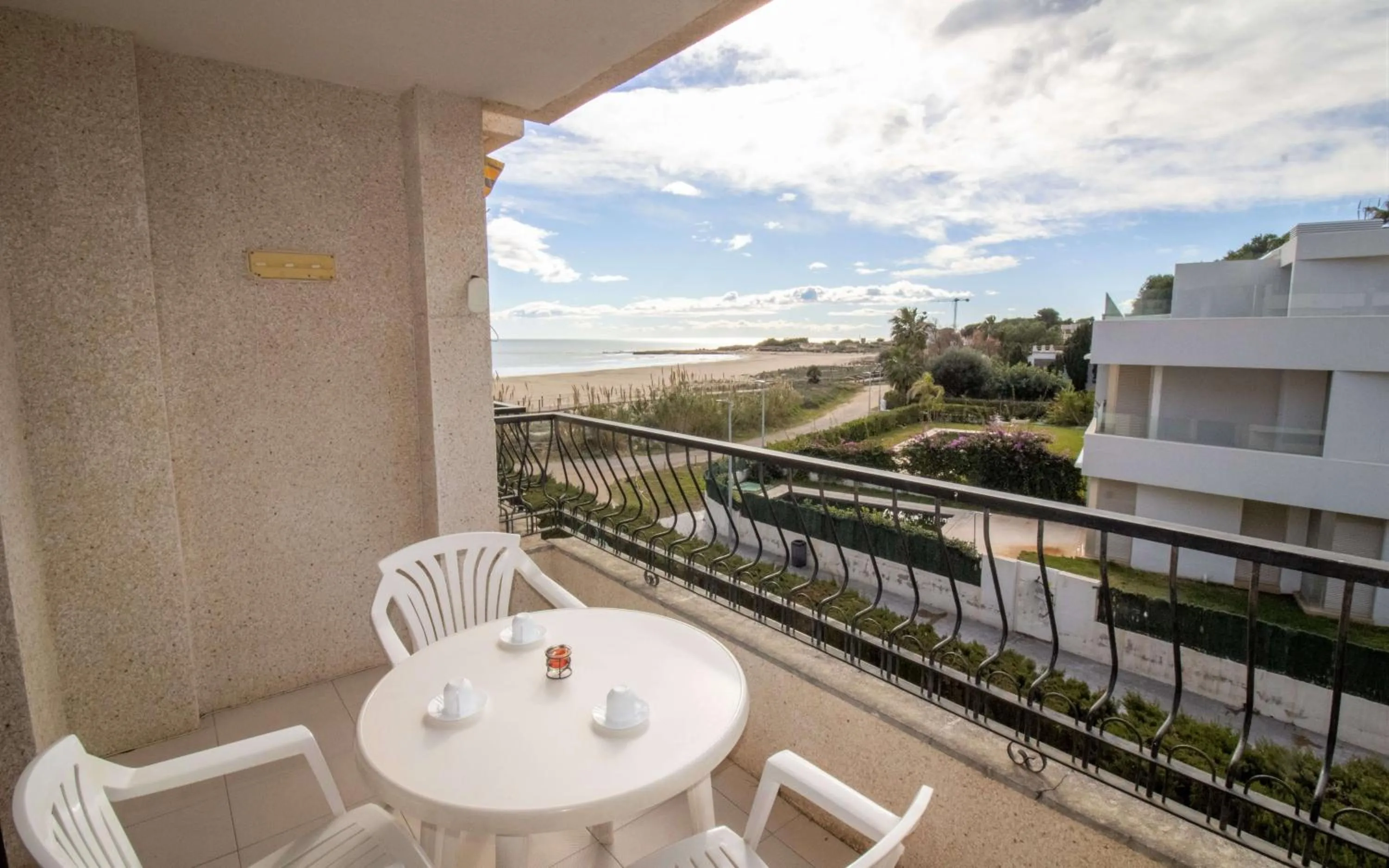 Primera línea Playa Cargador - Playamar 1122 - ALBERT VILLAS