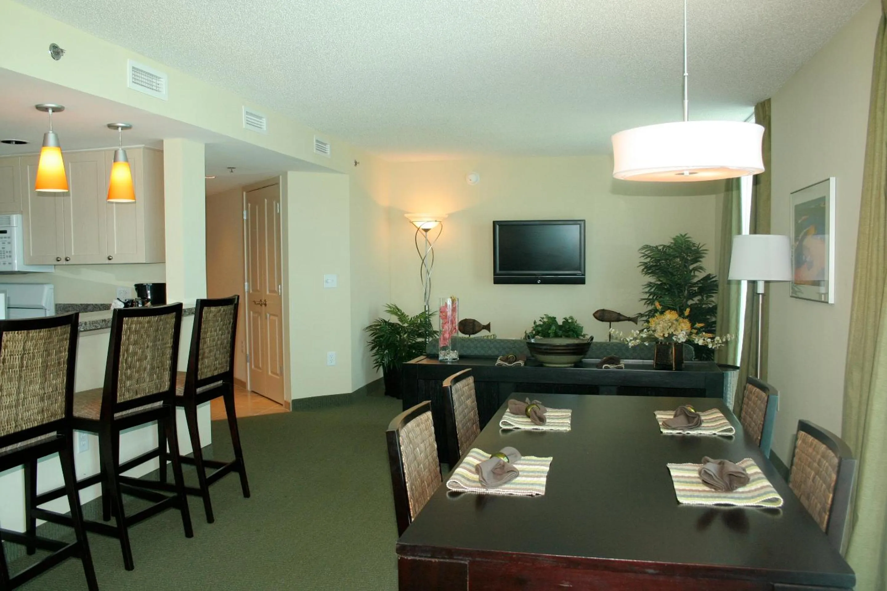 Dining area in Seaside Resort by Capital Vacations