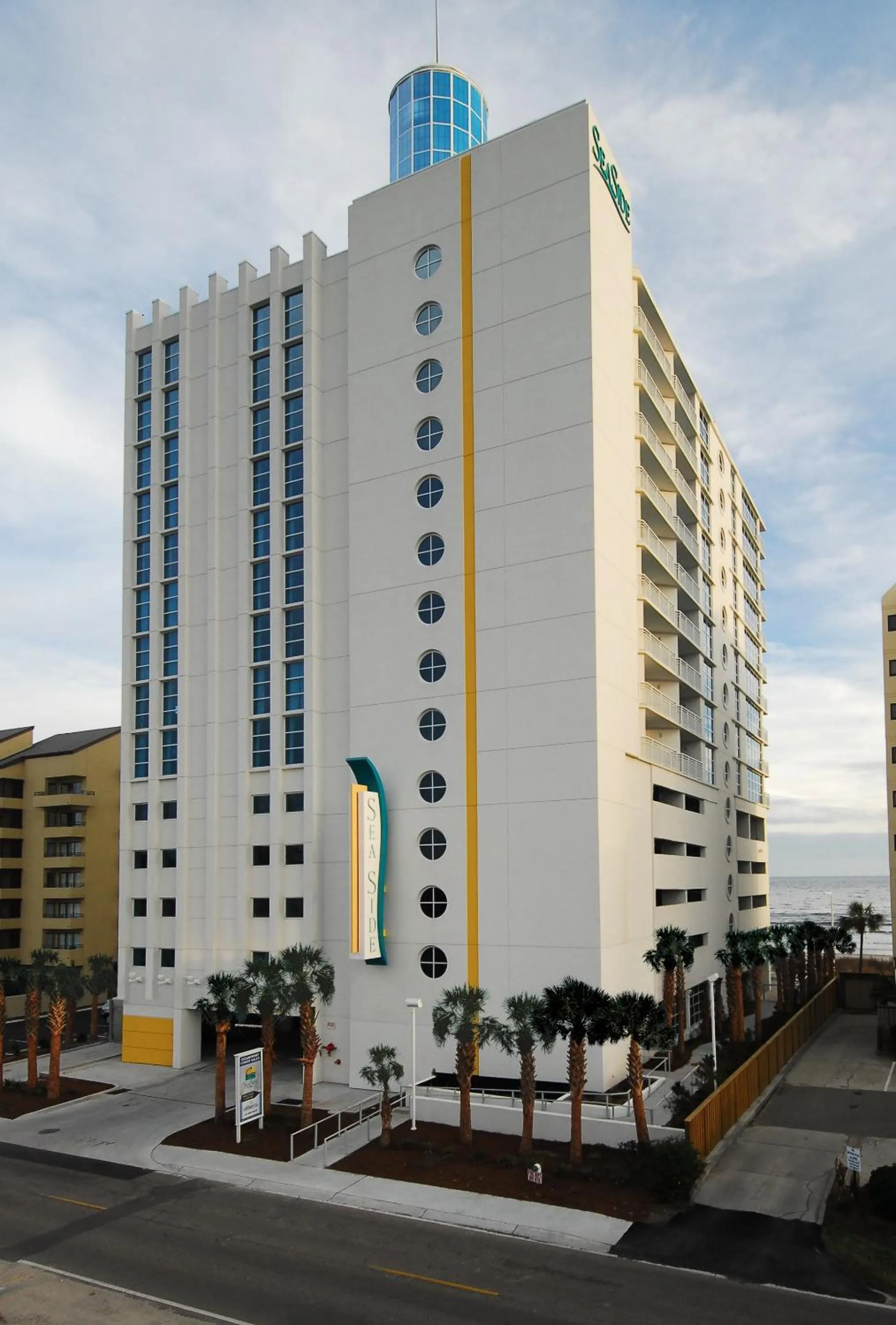 Facade/entrance in Seaside Resort by Capital Vacations
