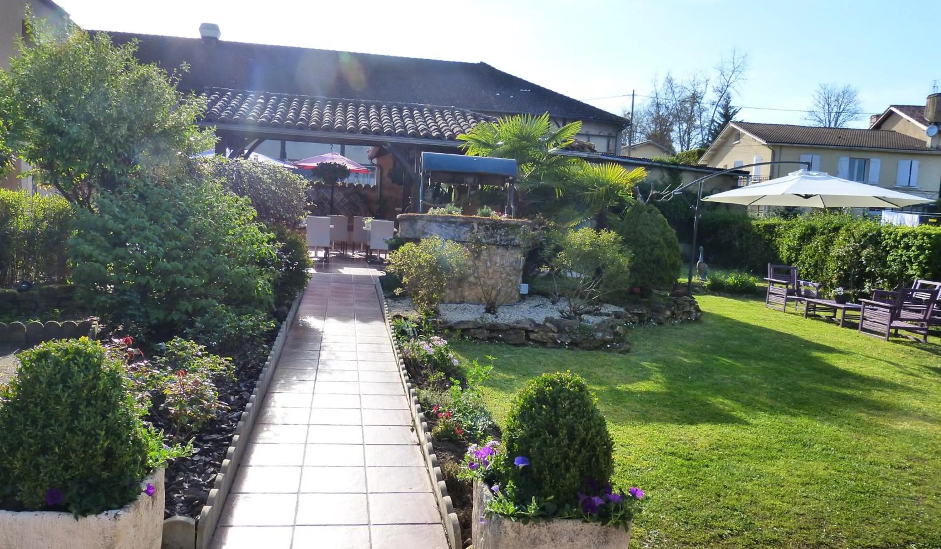 Balcony/Terrace in Hôtel Restaurant du Commerce