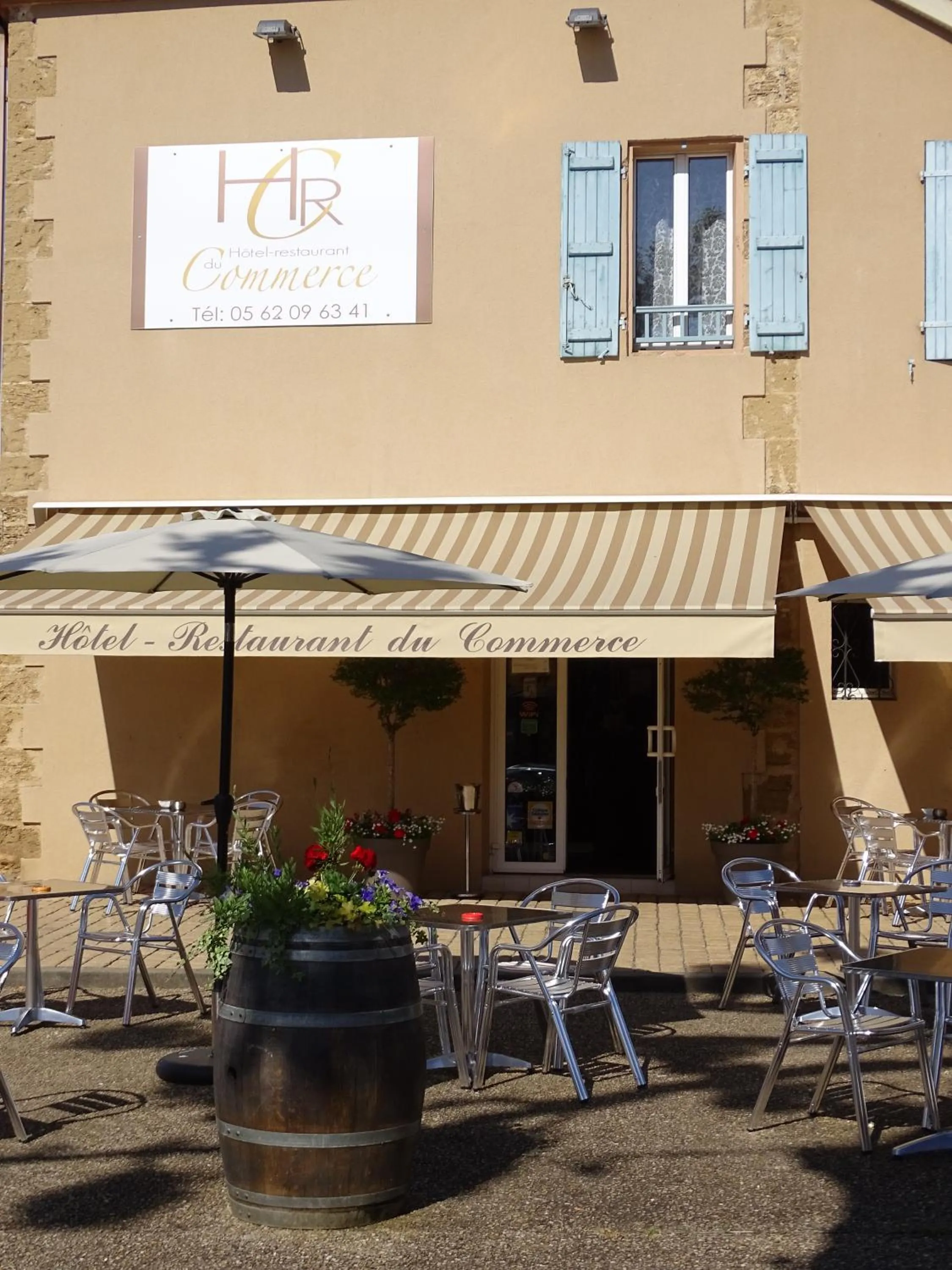 Balcony/Terrace in Hôtel Restaurant du Commerce