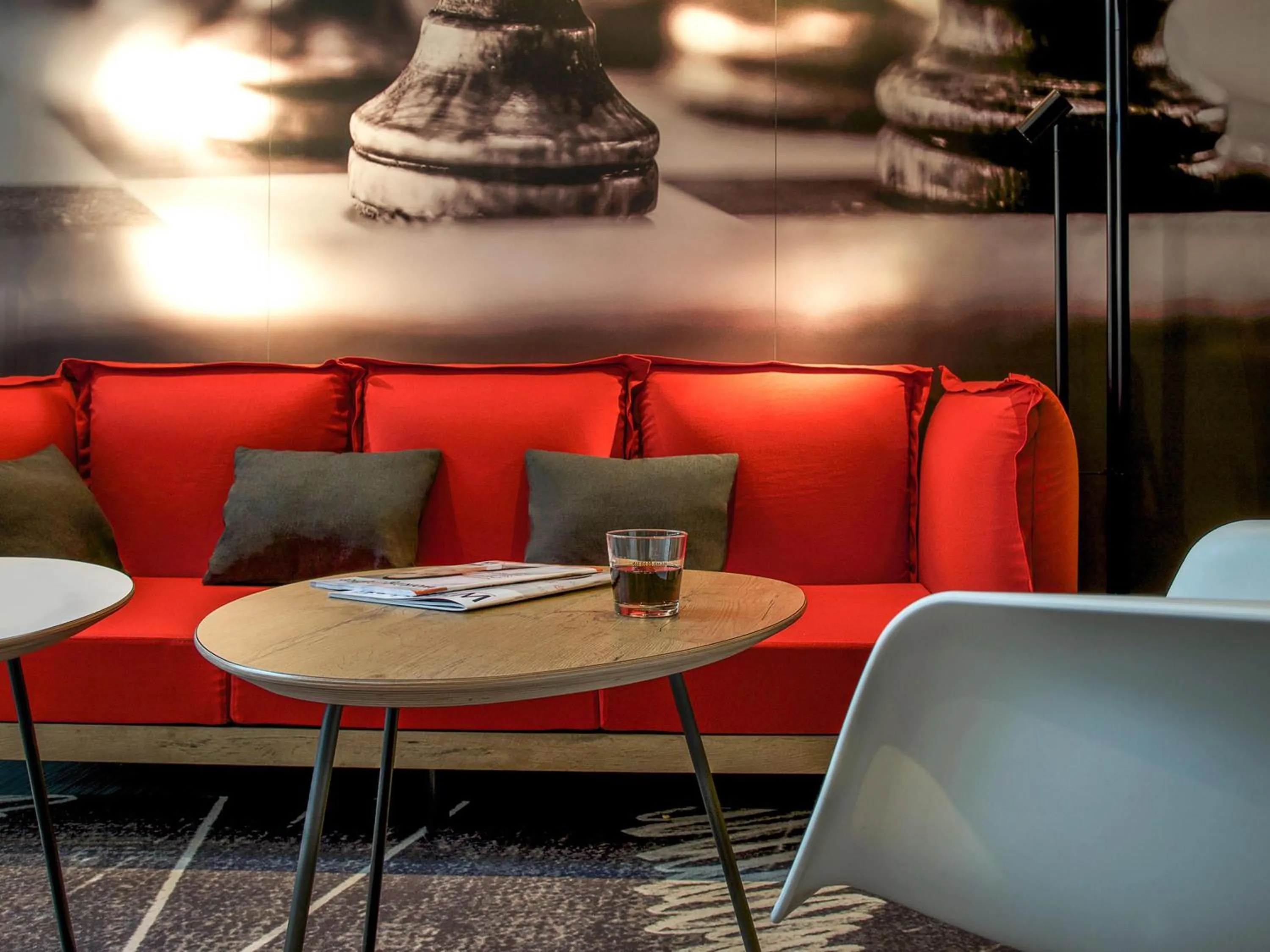 Lounge or bar in ibis Hotel Köln Airport