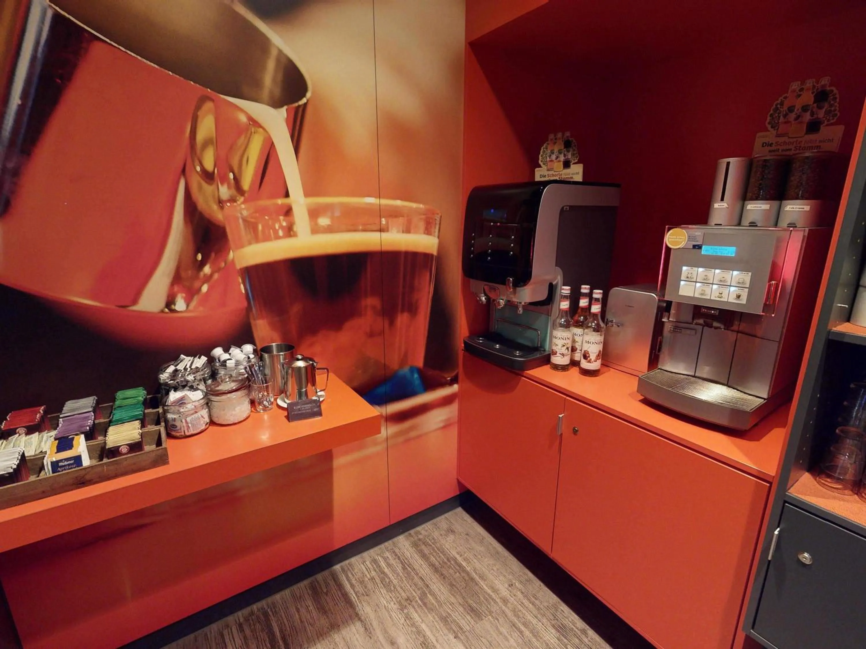 Breakfast in ibis Hotel Köln Airport