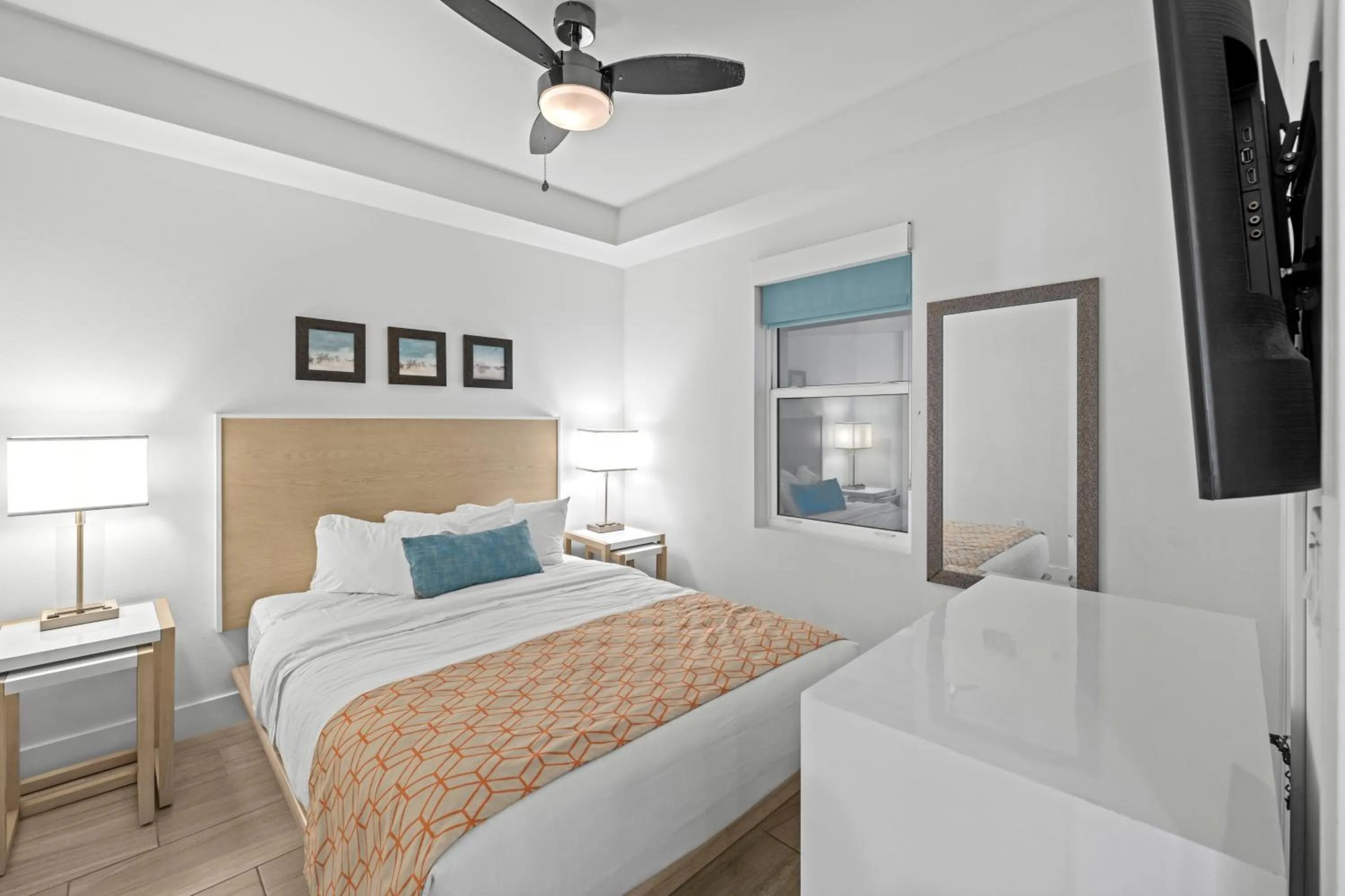 Bedroom, Bed in Provident Oceana Beachfront Suites