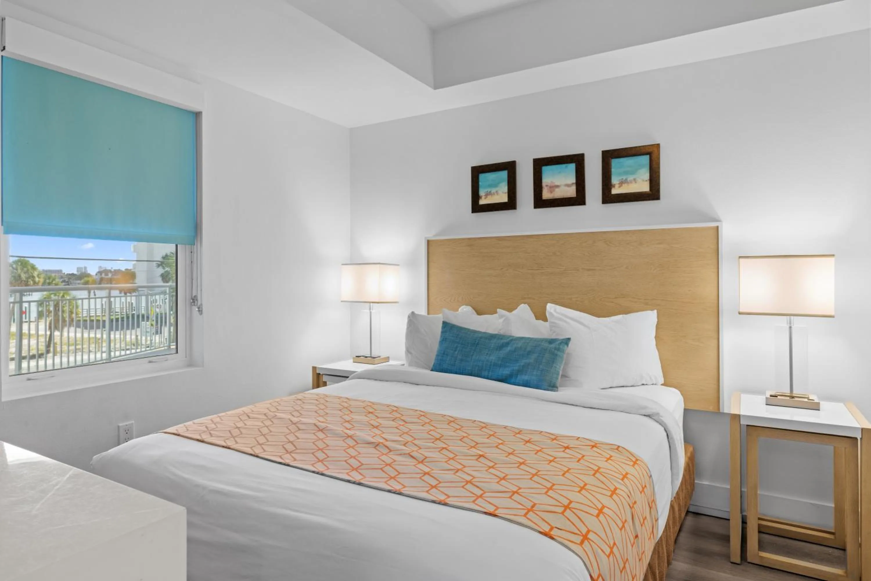 Bedroom, Bed in Provident Oceana Beachfront Suites