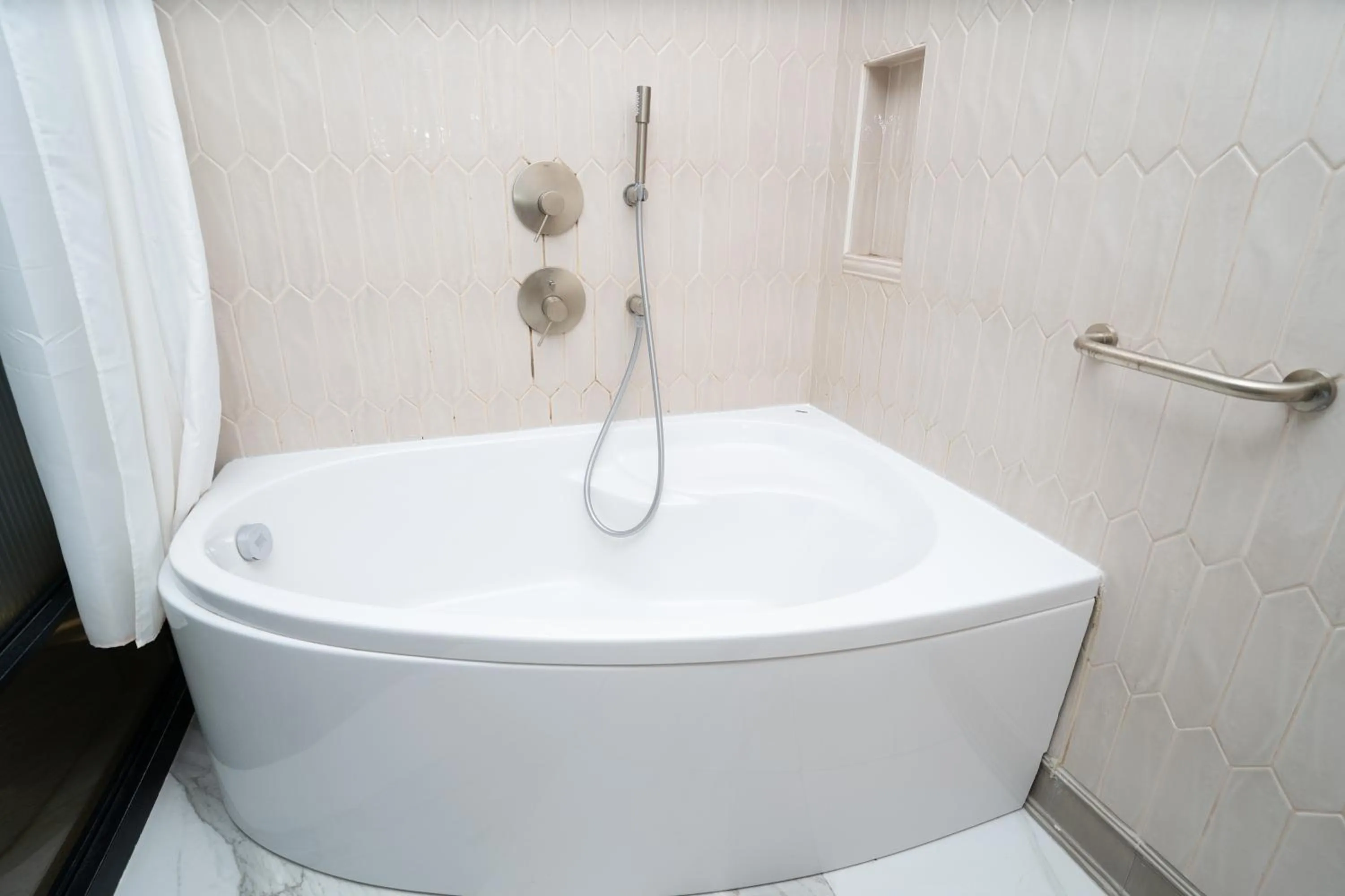 Bathroom in Zamarin Hotel & Spa