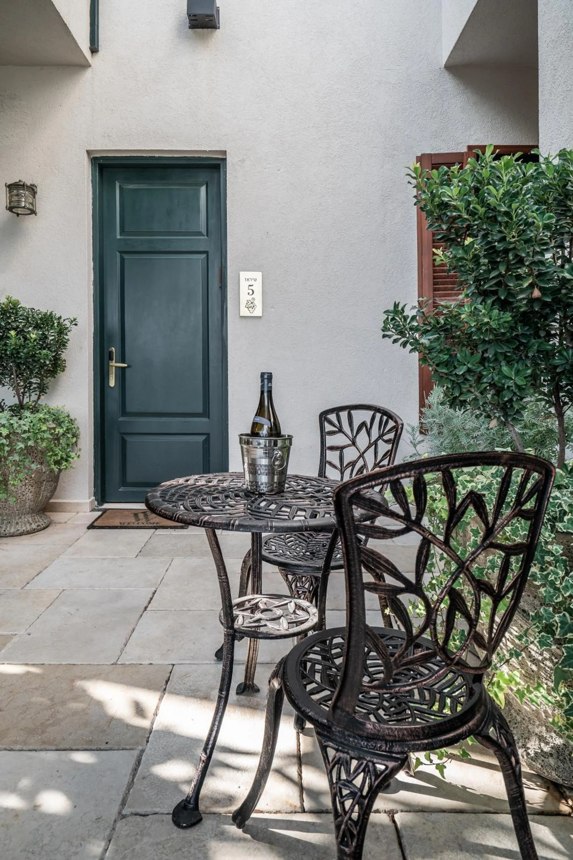 Patio in Zamarin Hotel & Spa