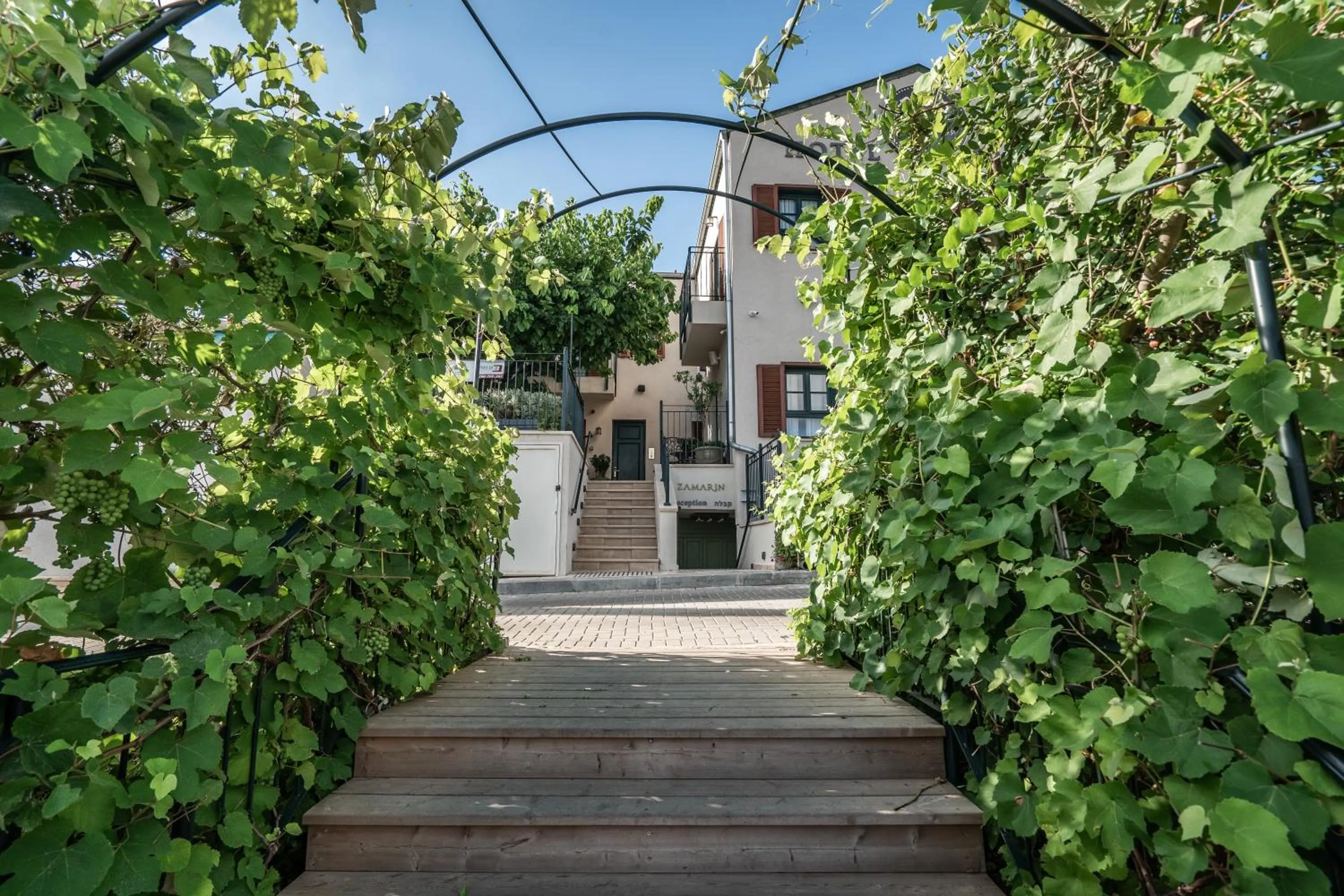 Facade/entrance in Zamarin Hotel & Spa